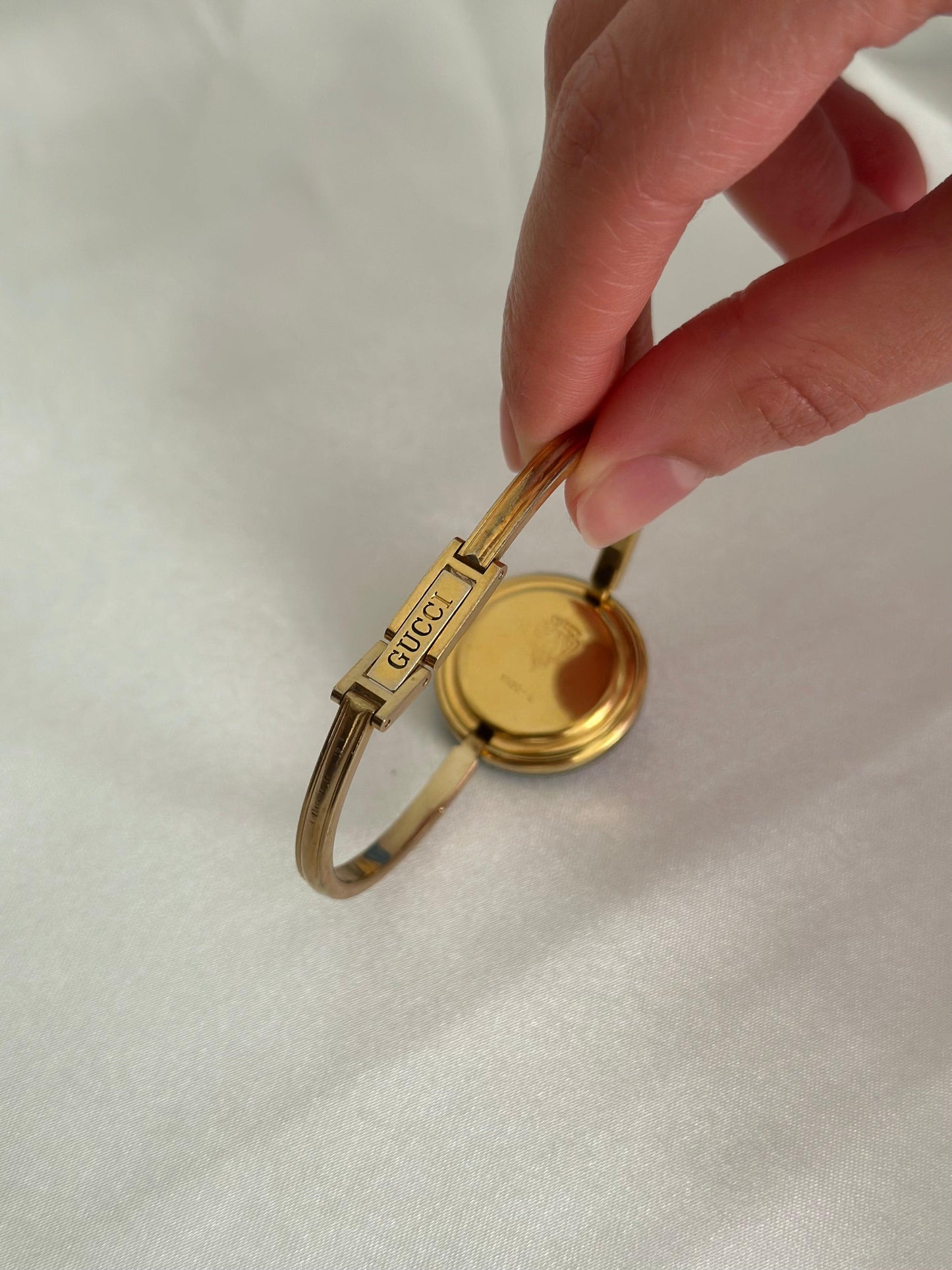 Vintage 1100L Gucci Watch