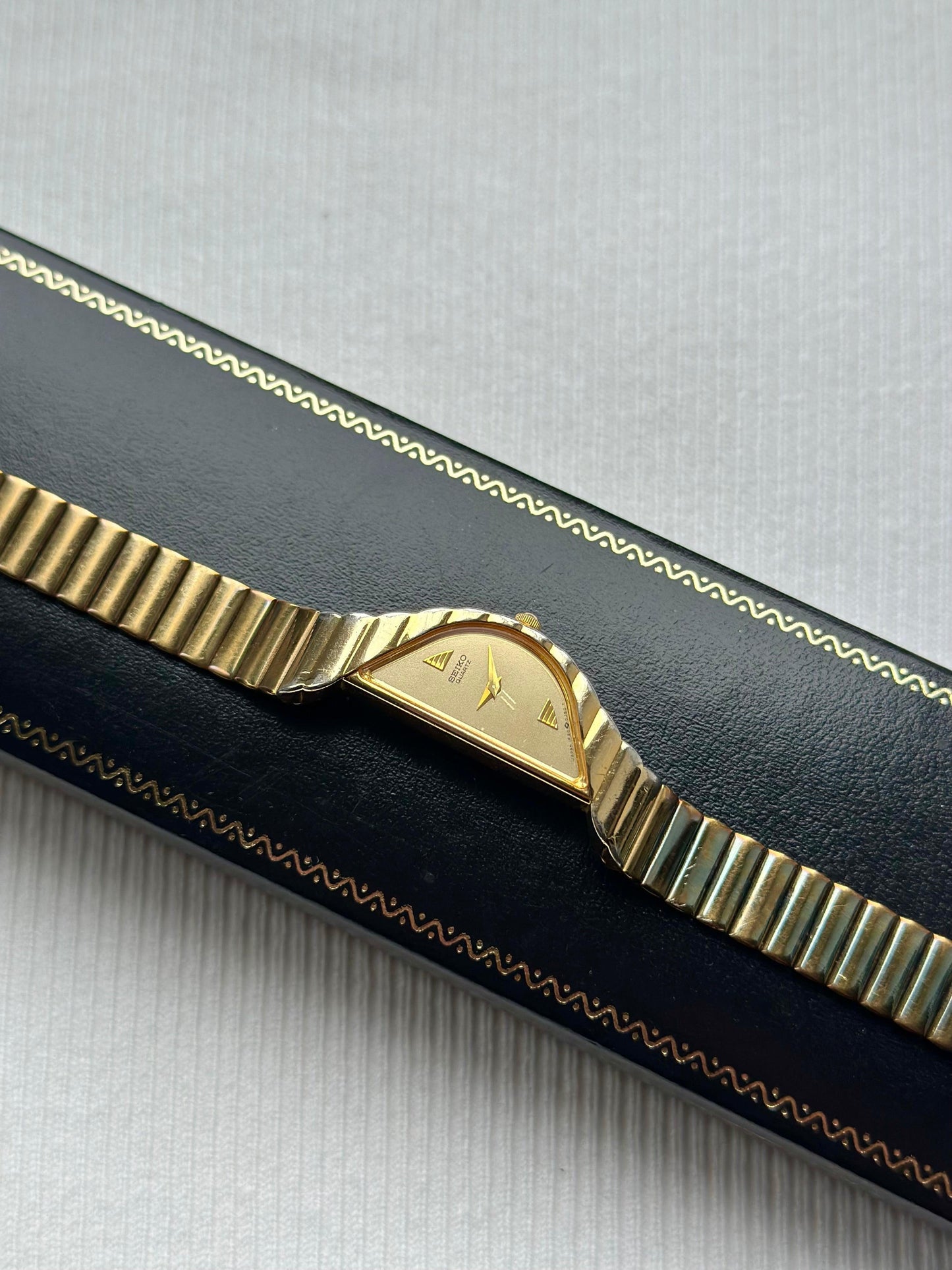 Montre Seiko Demi-Lune Vintage Rare