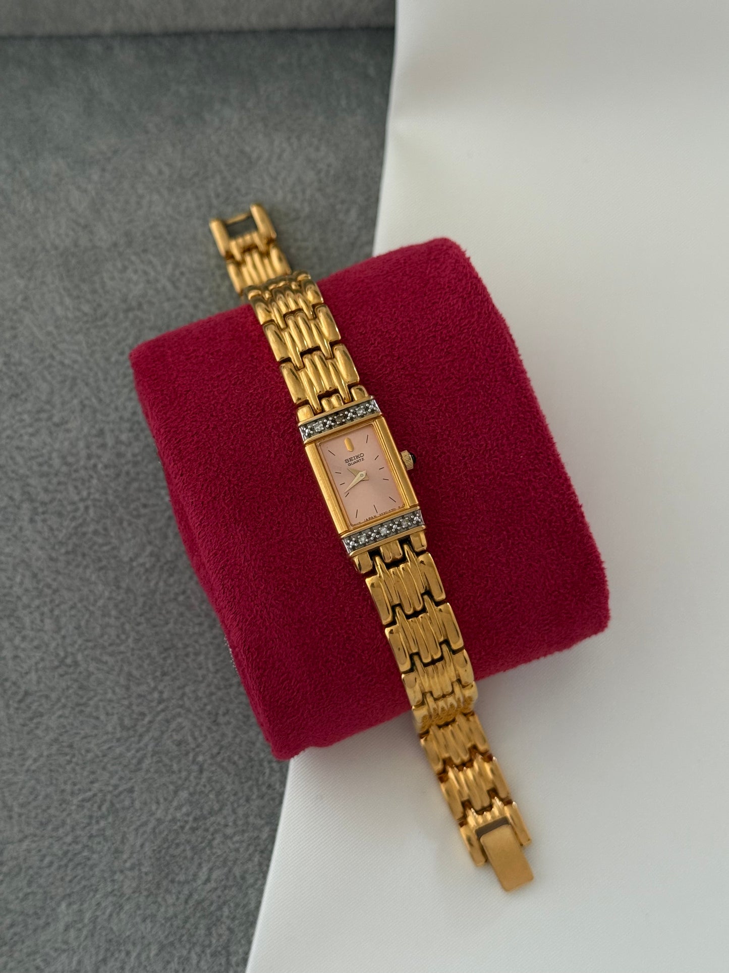 Rare Vintage Pink Dial Seiko Watch