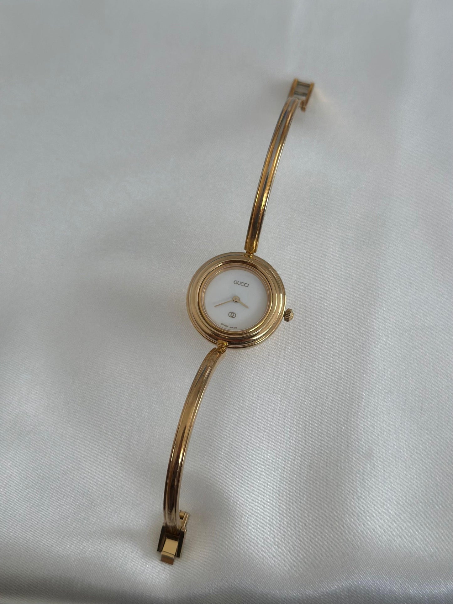 Vintage 1100L Gucci Watch