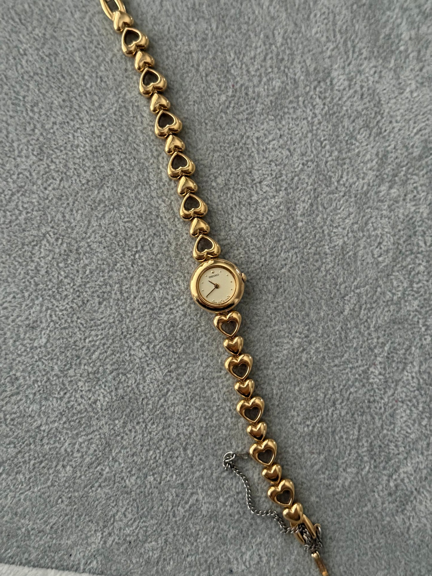 Rare Vintage Hearts Seiko Watch