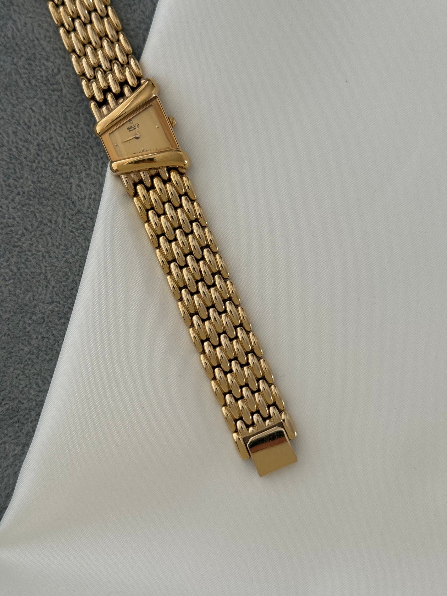 Vintage Asymmetric Seiko Watch