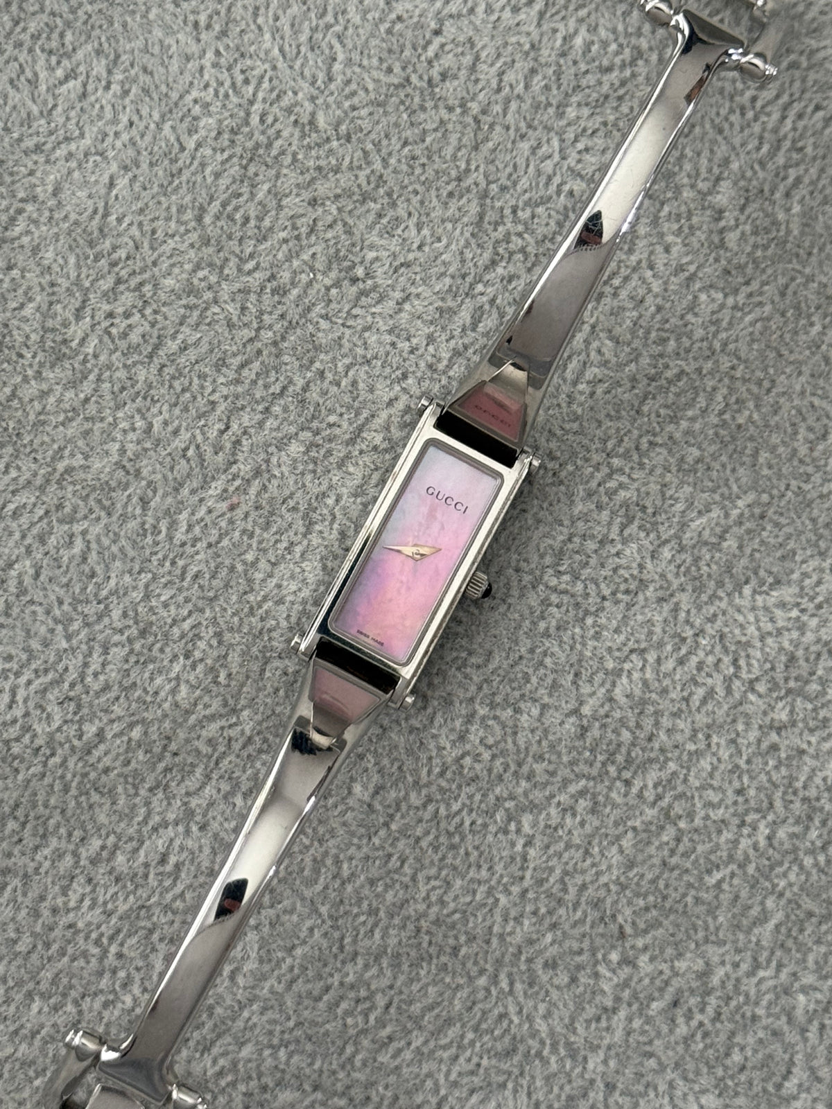 Vintage 1500L Gucci Watch with Original Box – Mother of Pearl Dial – photo 4