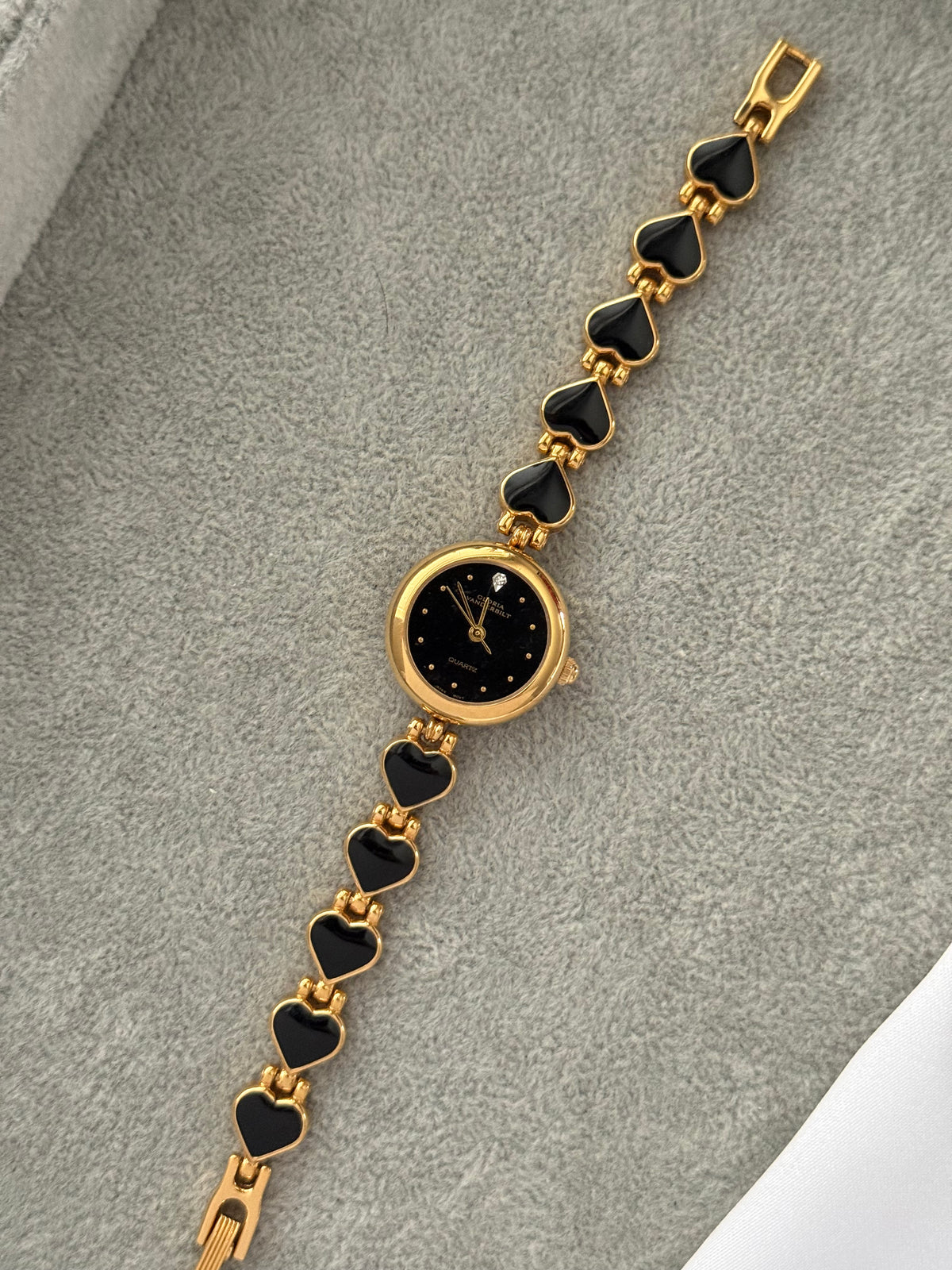 Vintage Black Heart Link Bracelet Watch – photo 2