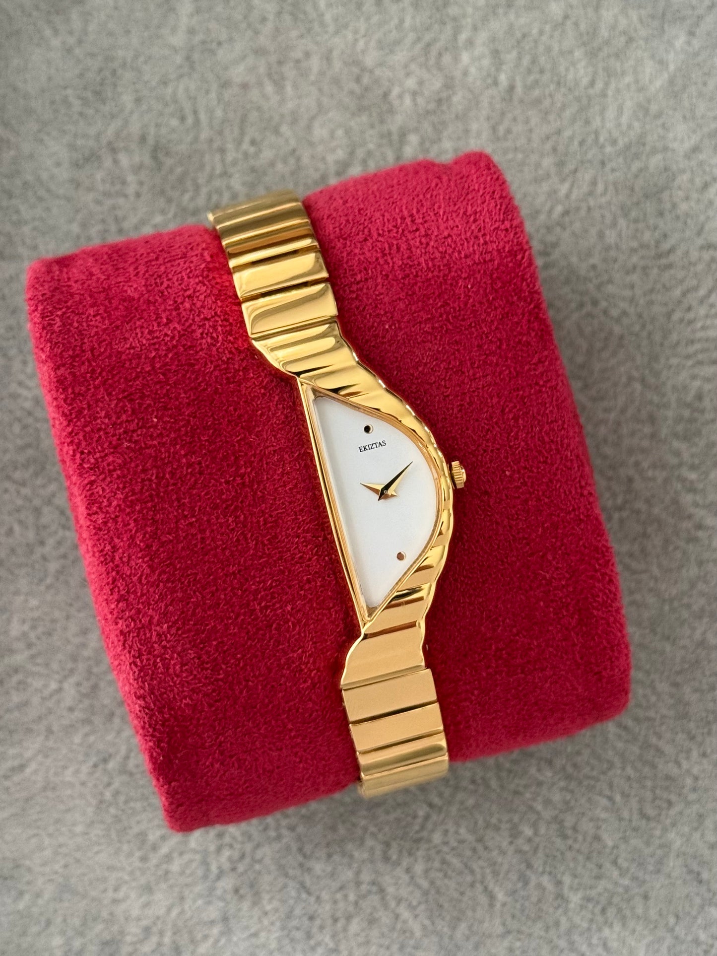 Ekiztas Half Moon Watch