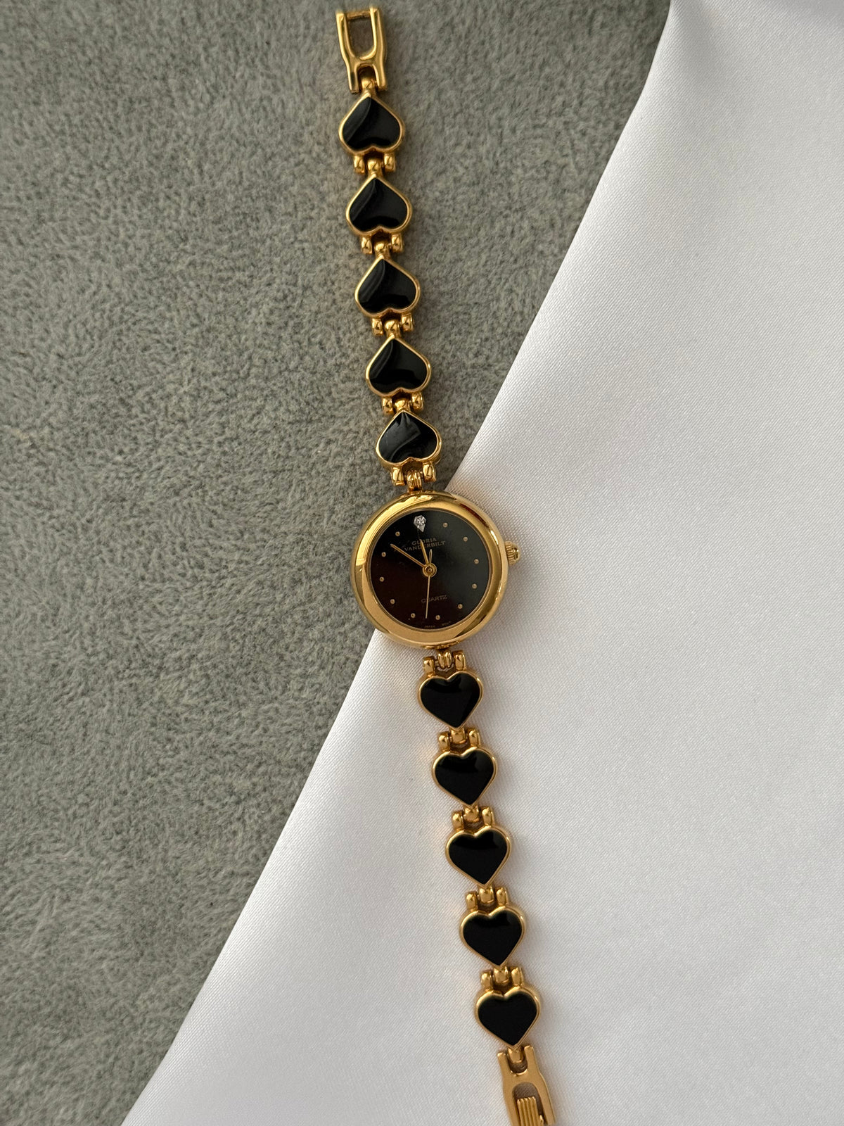 Vintage Black Heart Link Bracelet Watch