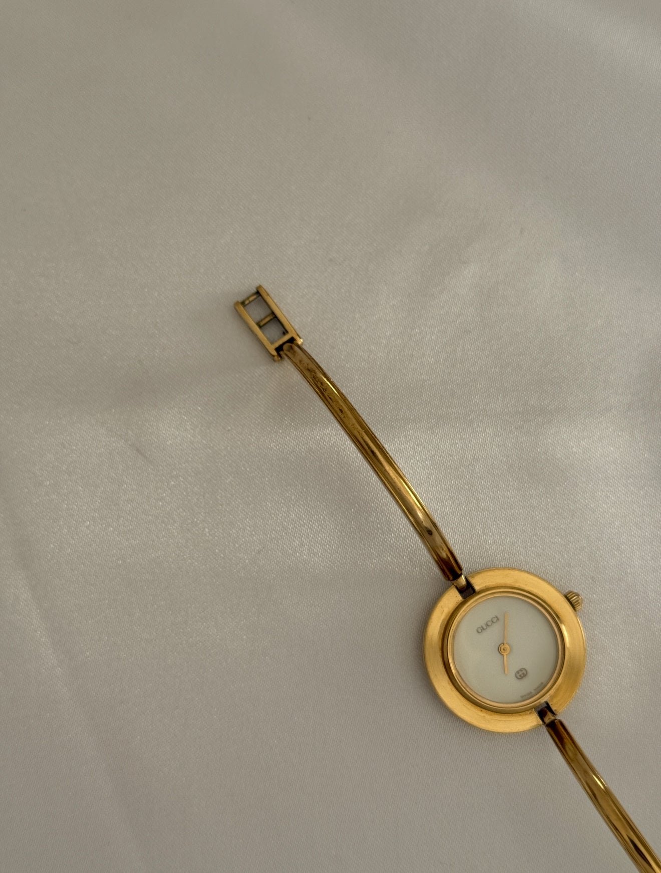 Vintage 1100L Gucci Watch