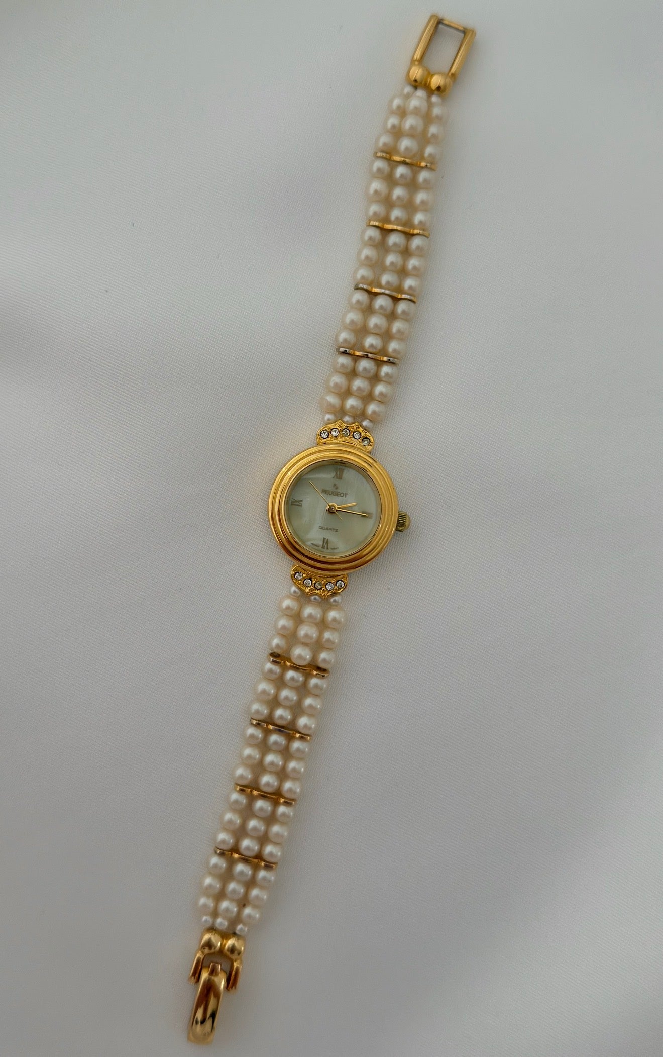 Vintage Pearl Watch