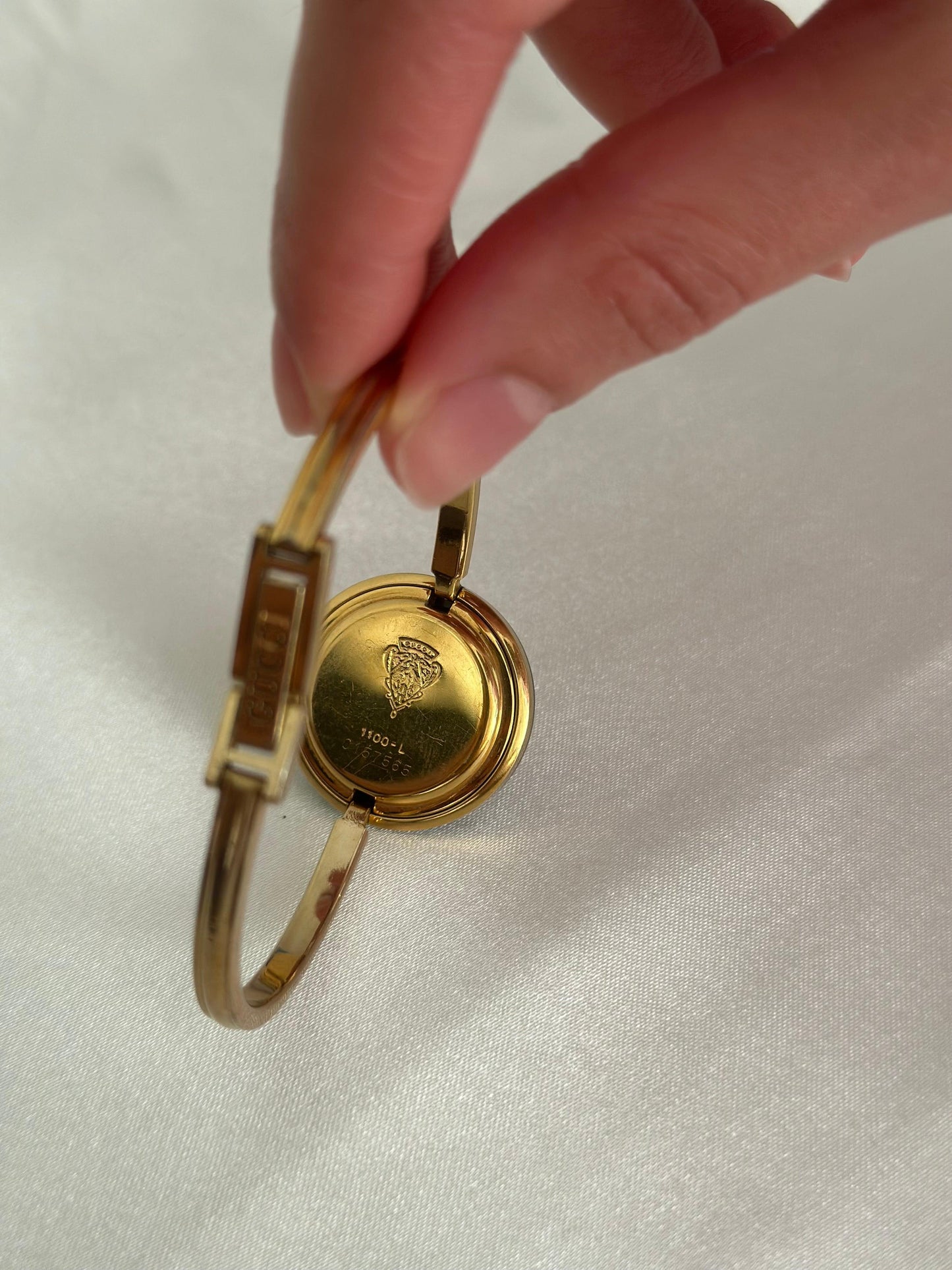 Vintage 1100L Gucci Watch