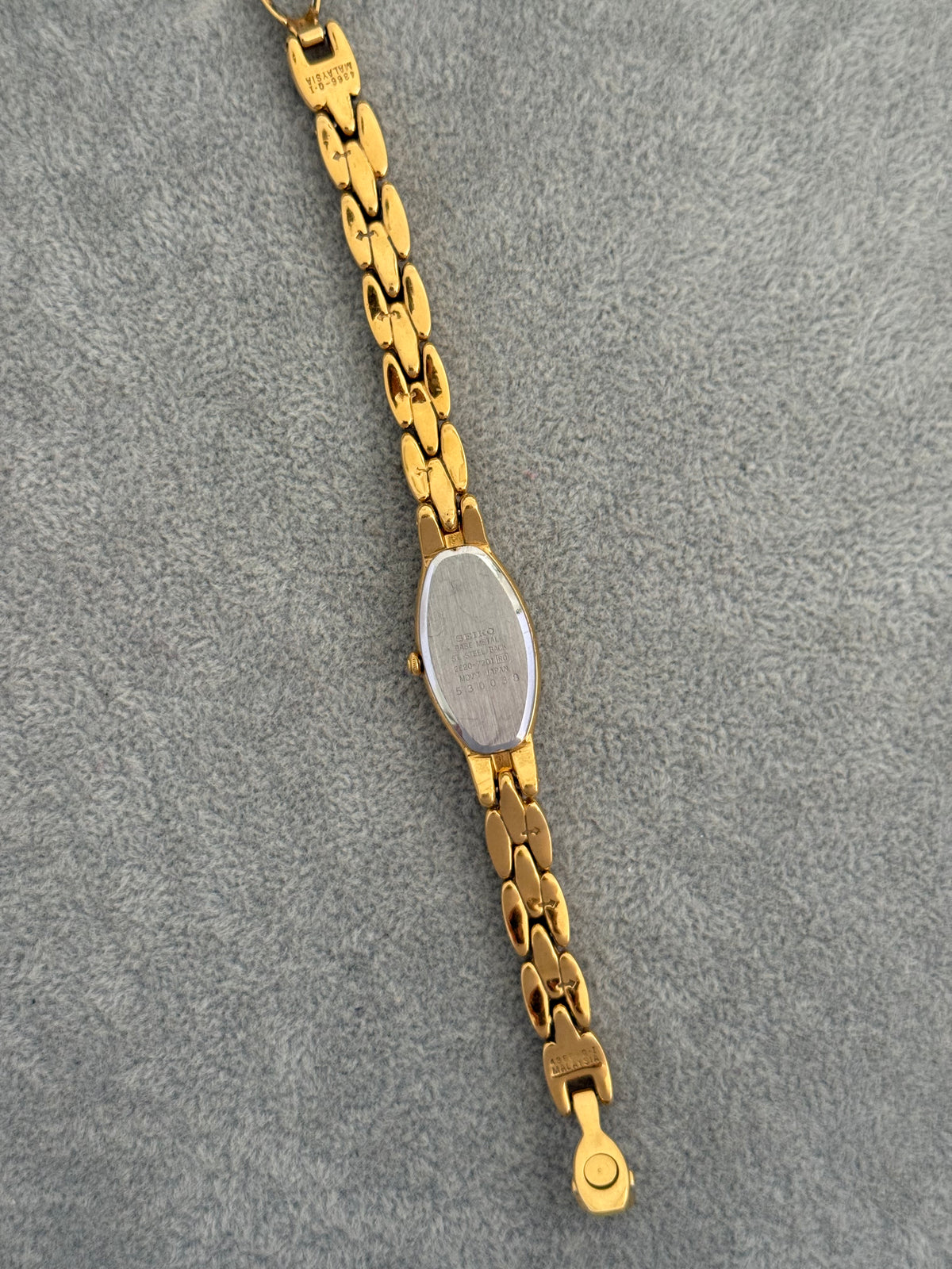 Rare Vintage Mother of Pearl Seiko Watch SE20-7201