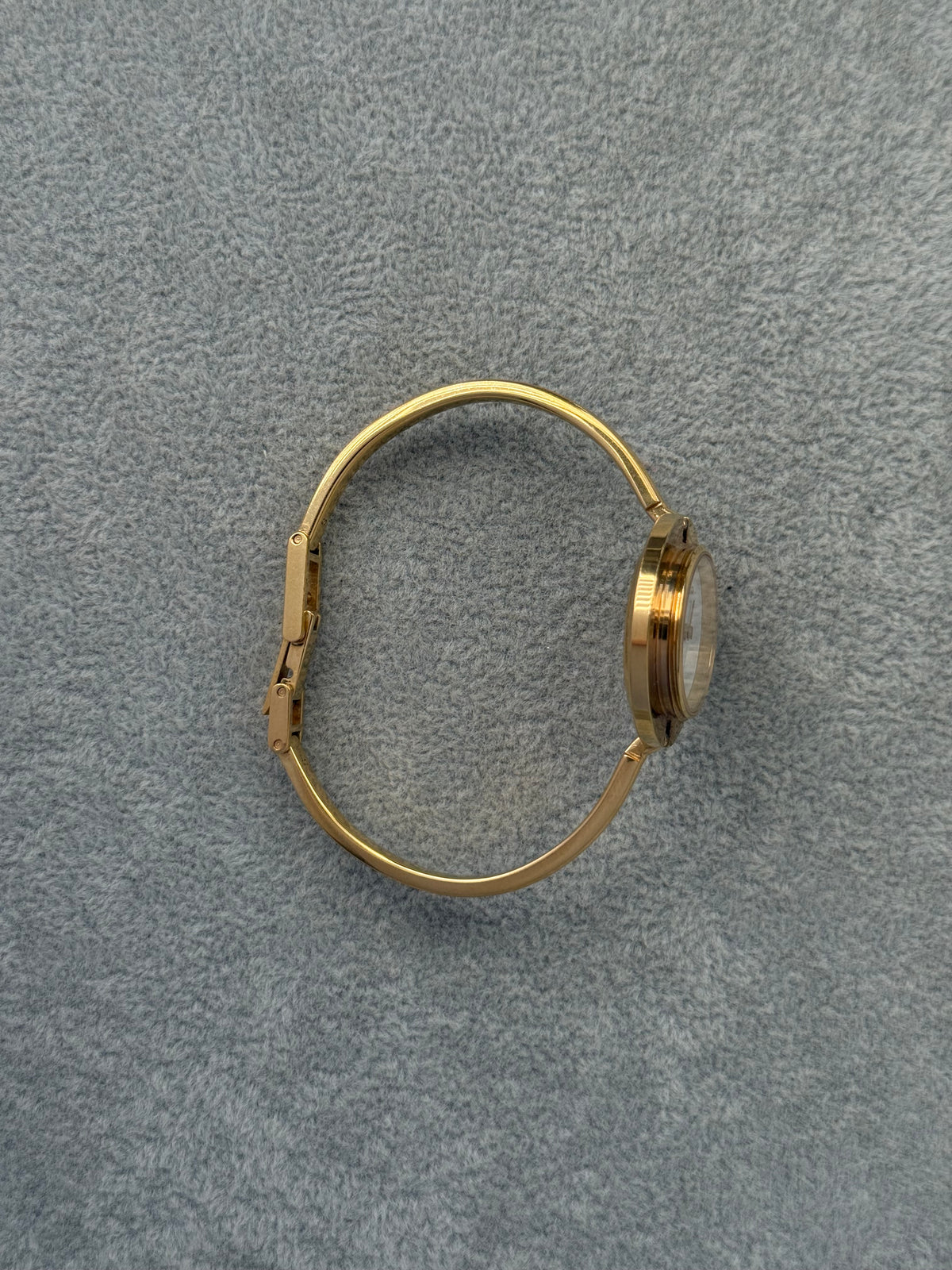 Vintage 1100L Gucci Watch with 13 Interchangeable Bezels – photo 18