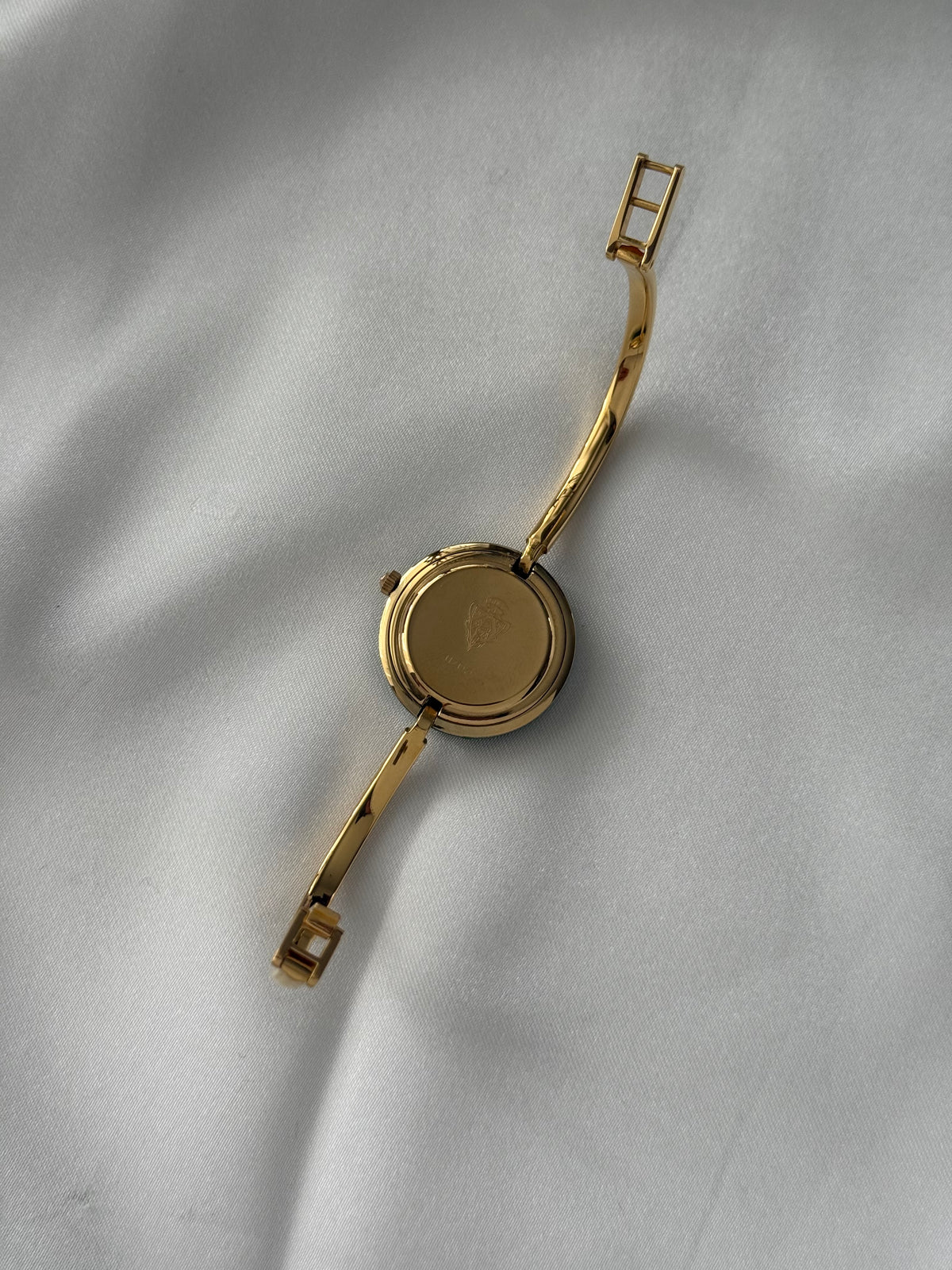 Vintage 1100L Gucci Watch