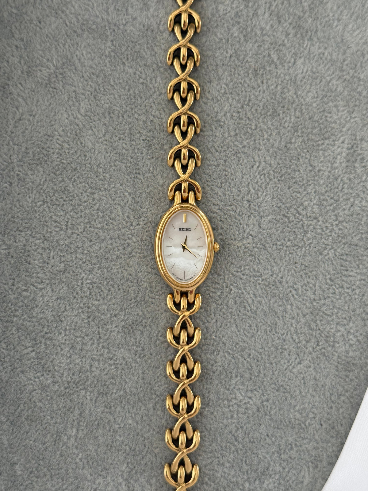 Vintage Mother Of Pearl Seiko Watch