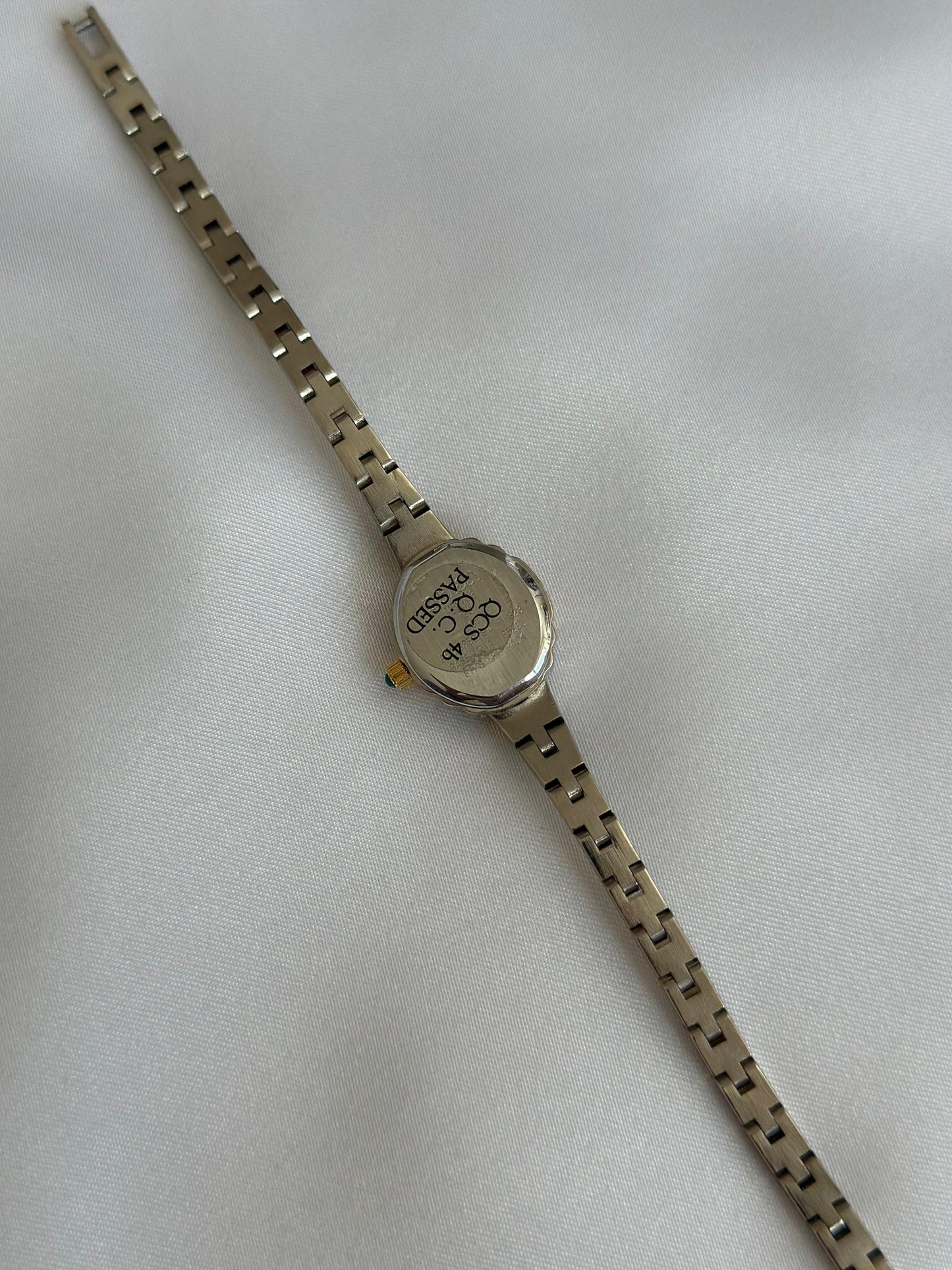 Montre bicolore Embassy vintage