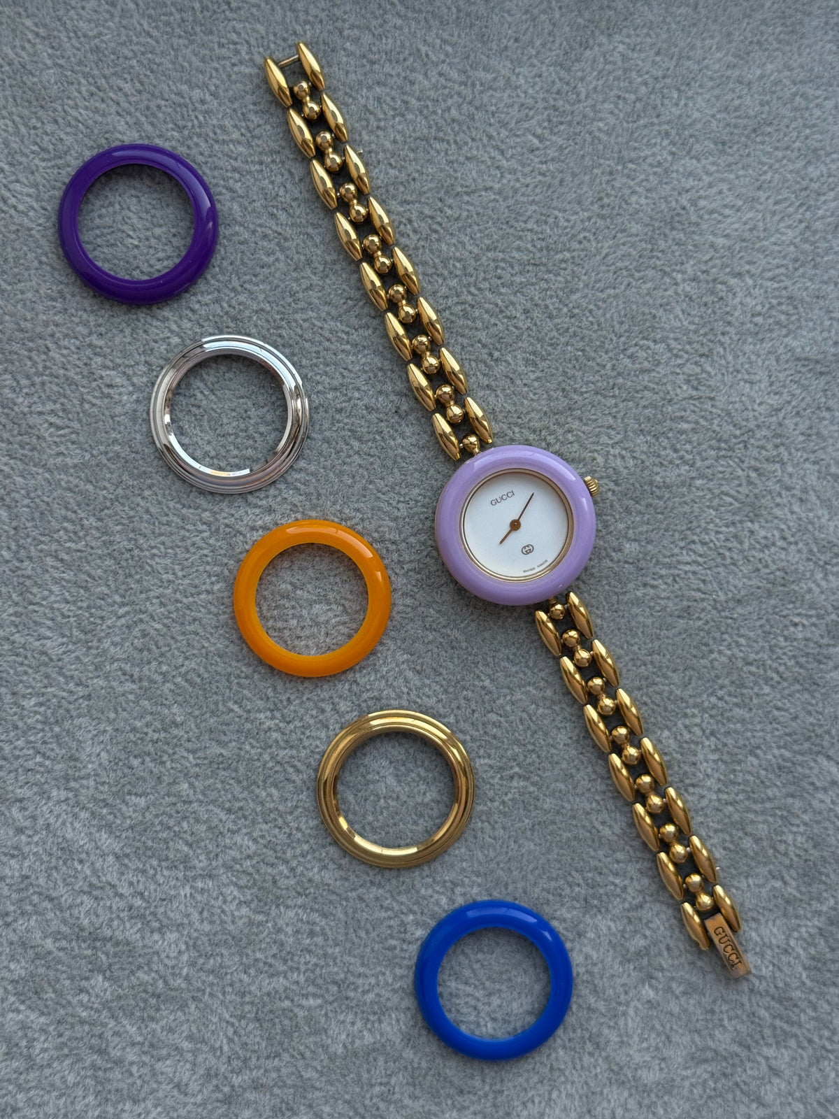 Vintage Gucci 1200L Watch with 6 Interchangeable Bezels – photo 3