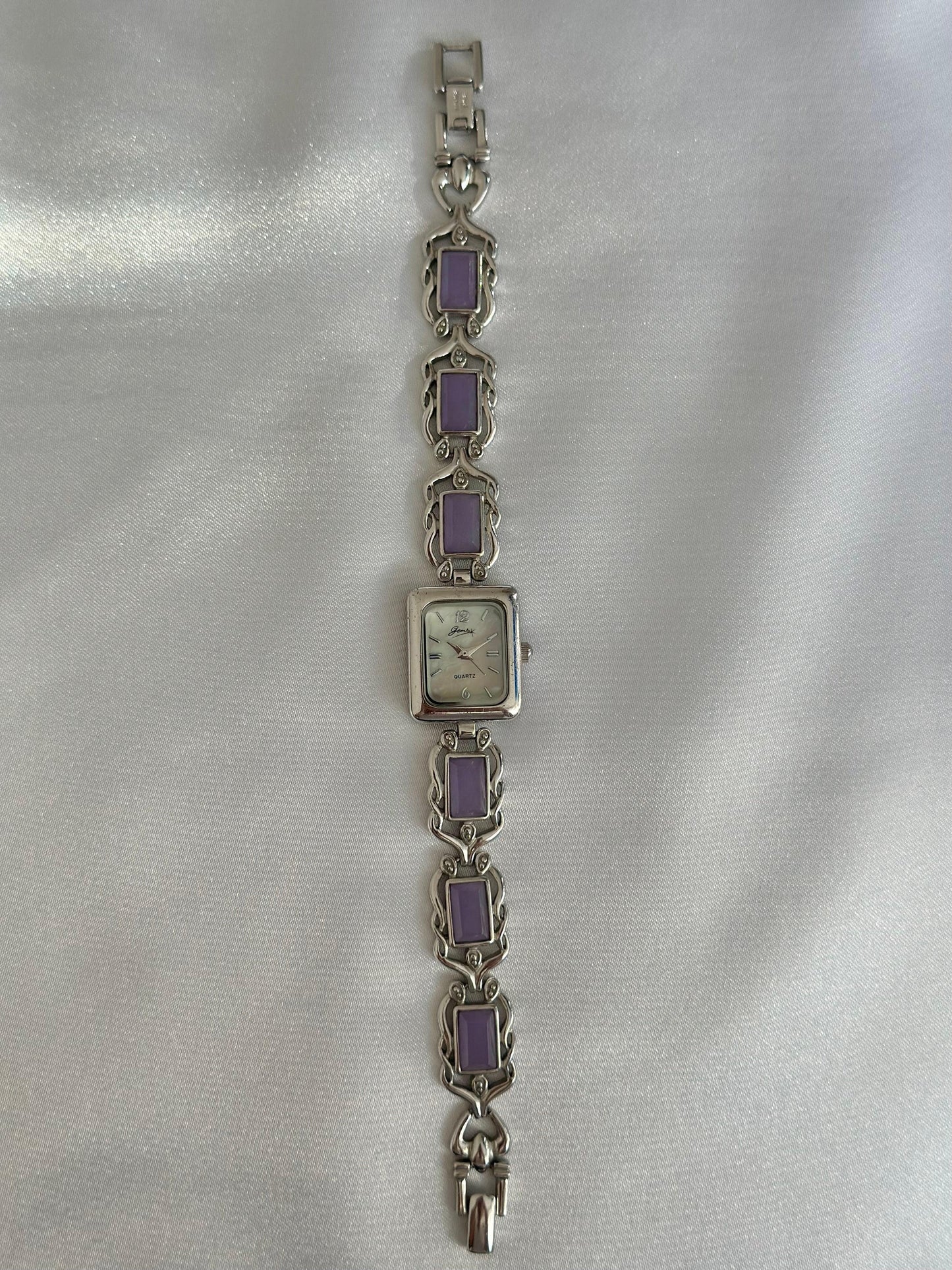 Montre vintage en argent