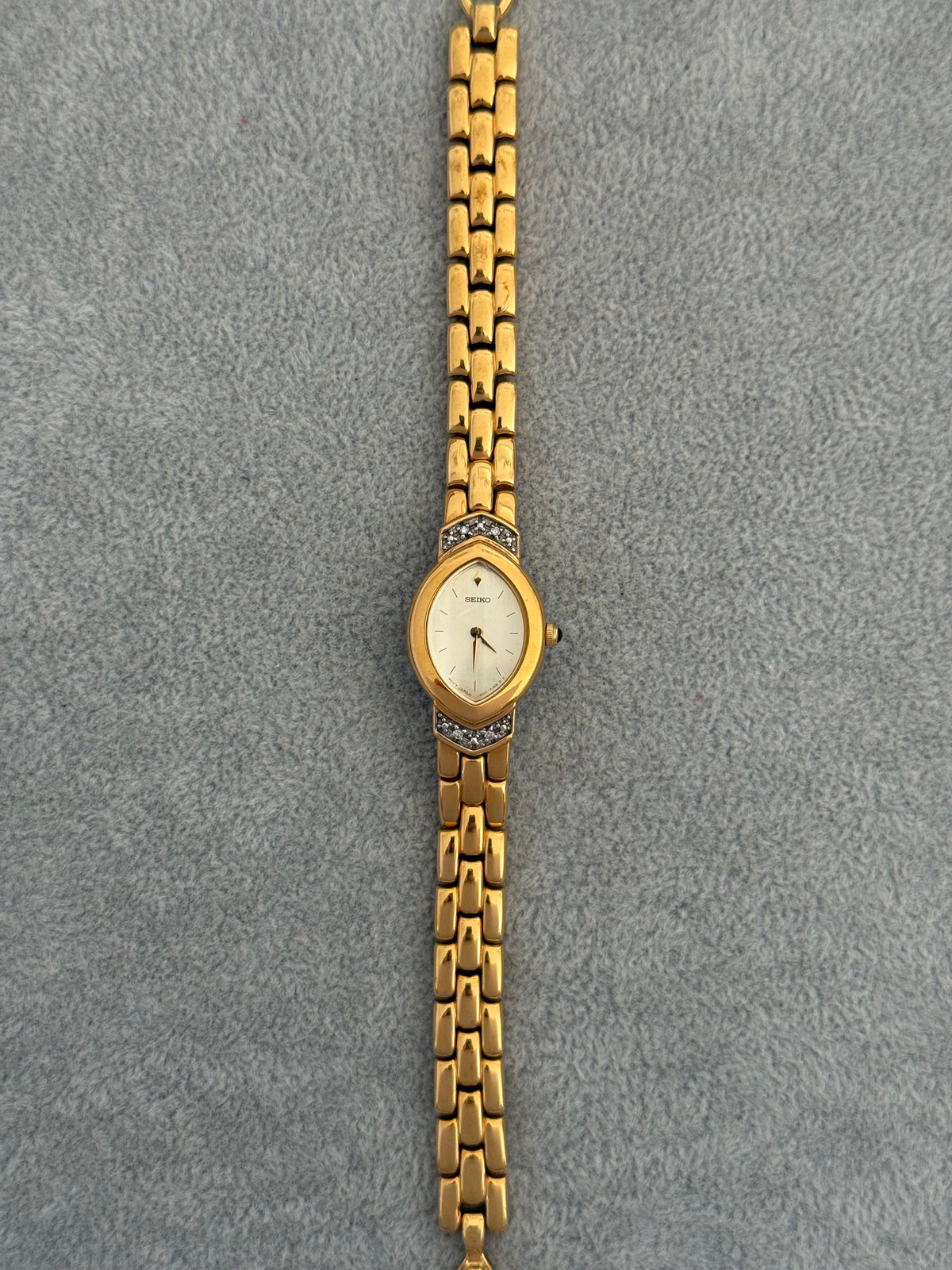 Rare Vintage 1995 Diamond Bezel Seiko Watch 1N00-6E79 – photo 4