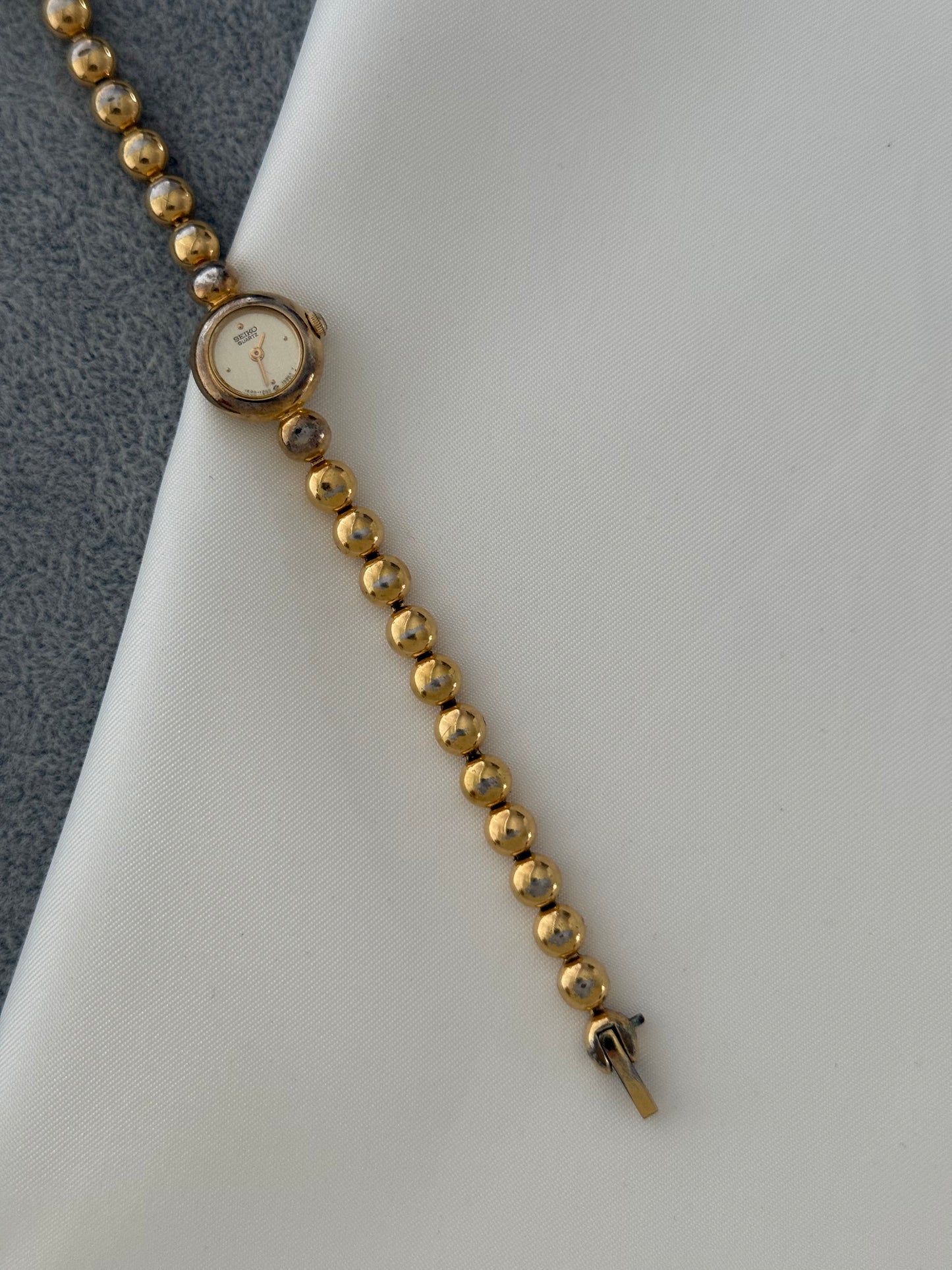 NW Dainty Vintage Seiko Watch