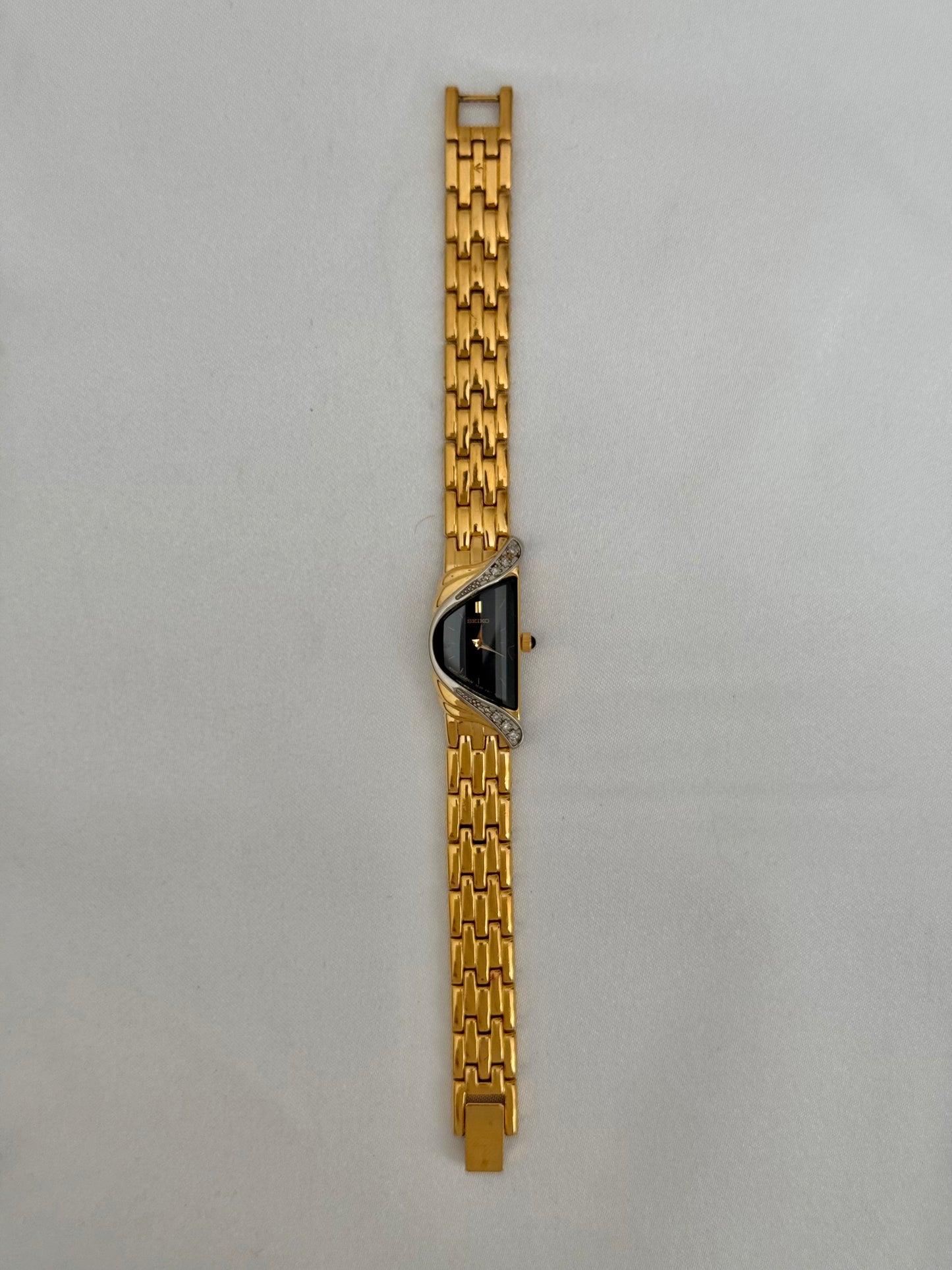 Rare Vintage Asymmetric Seiko Watch