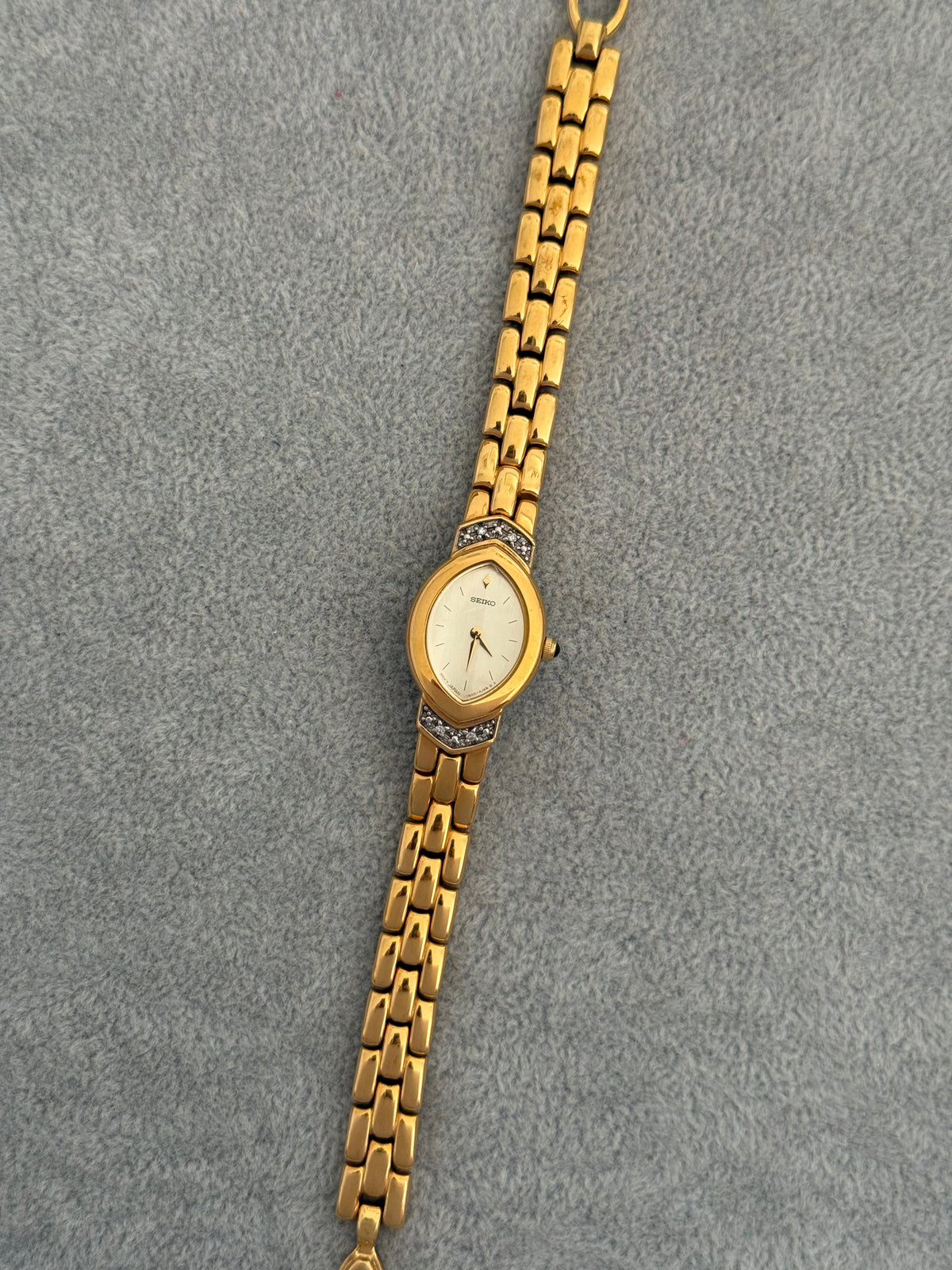 Rare Vintage 1995 Diamond Bezel Seiko Watch 1N00-6E79 – photo 3