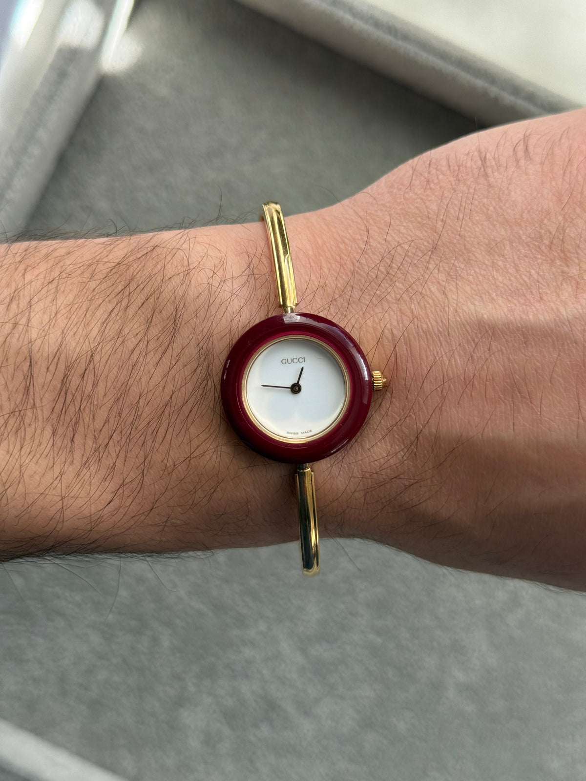 Vintage 1100L Gucci Watch with 13 Interchangeable Bezels – photo 6