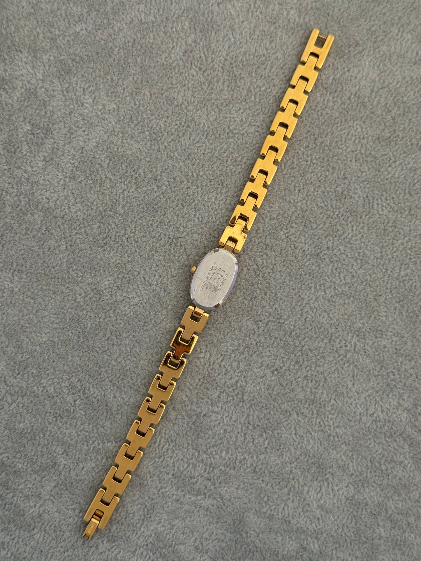 Cute Vintage Mother of Pearl Citizen Watch