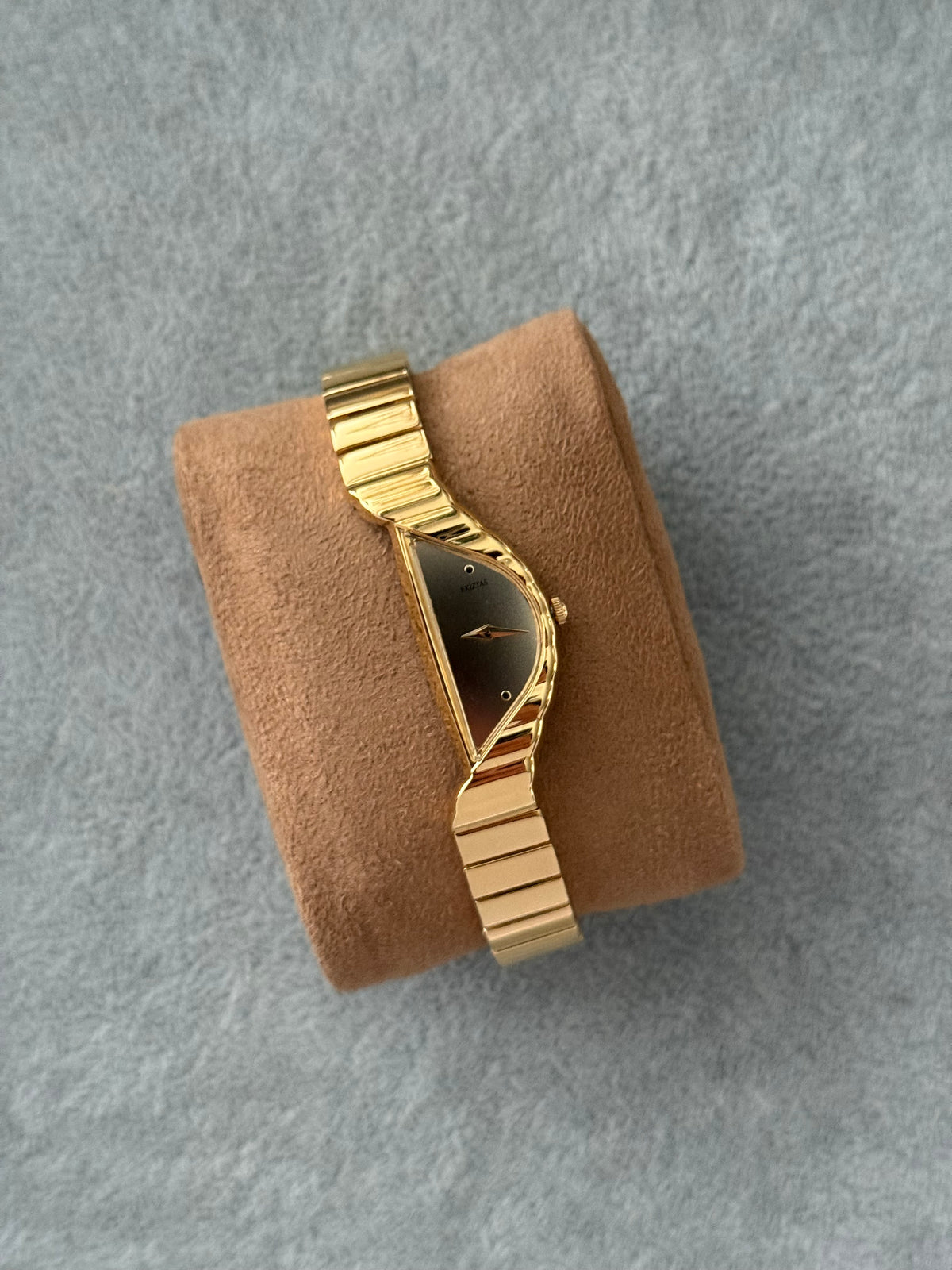 Ekiztas Half Moon Watch – Gold Dial – photo 2