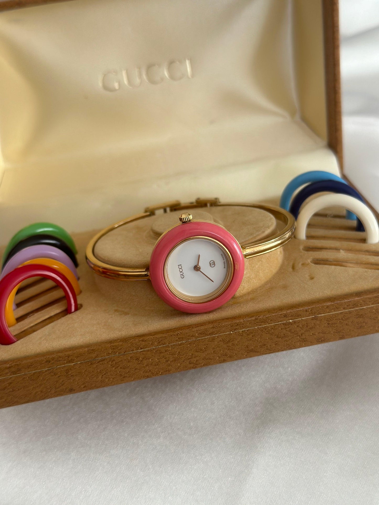 Vintage 1100L Gucci Watch