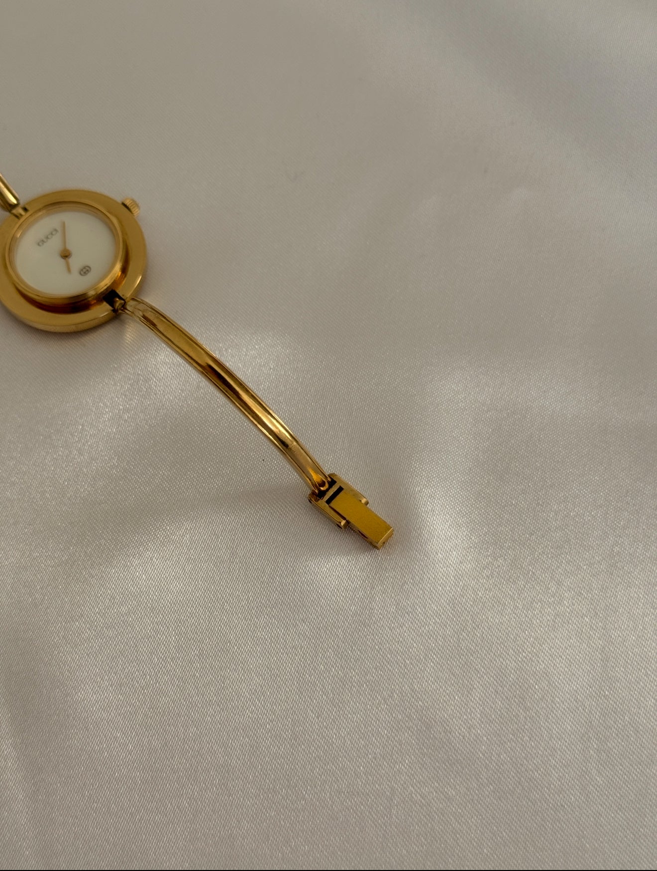 Vintage 1100L Gucci Watch
