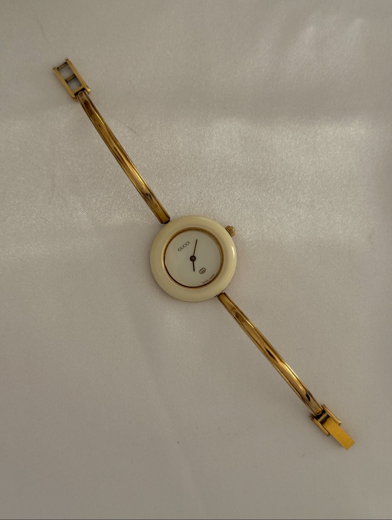 Vintage 1100L Gucci Watch