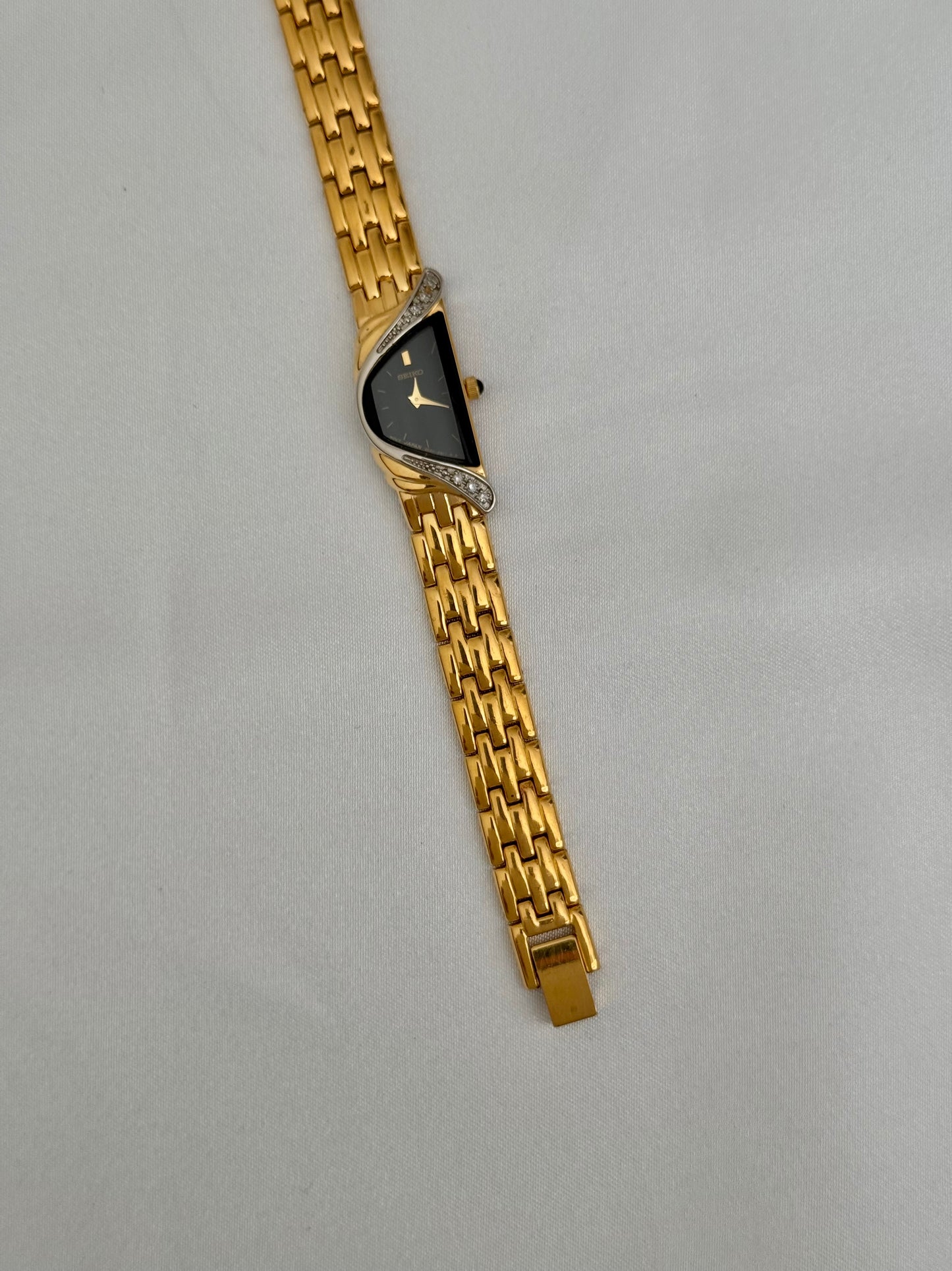 Rare Vintage Asymmetric Seiko Watch