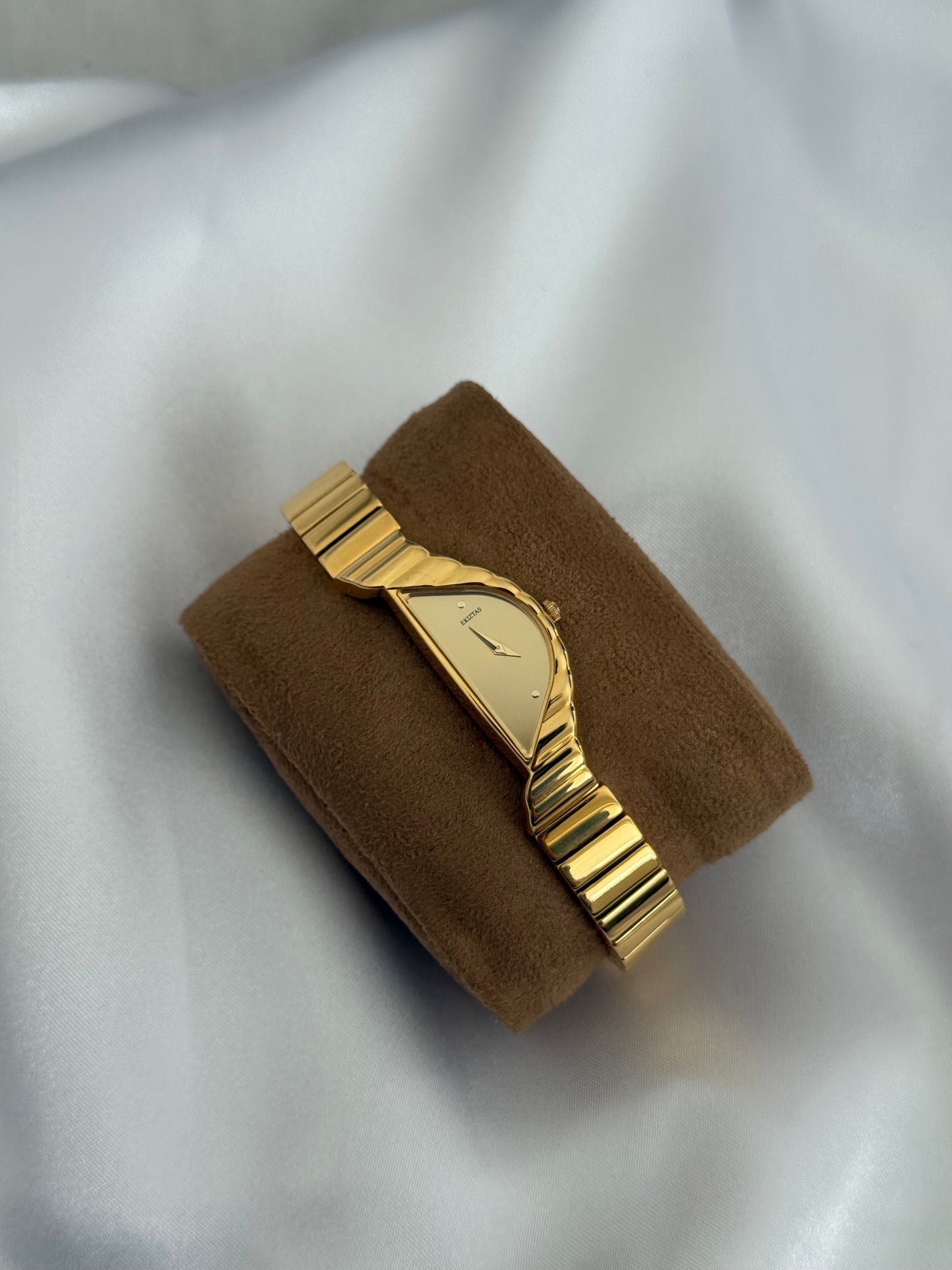 The Ekiztas Half Moon Watch
