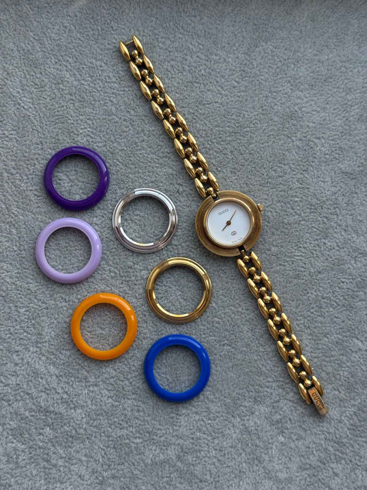 Vintage Gucci 1200L Watch with 6 Interchangeable Bezels – photo 4