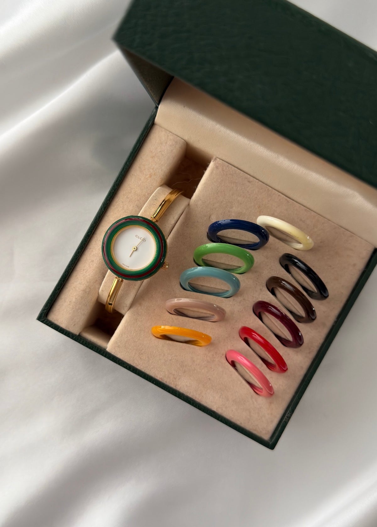 Vintage 1100L Gucci Watch