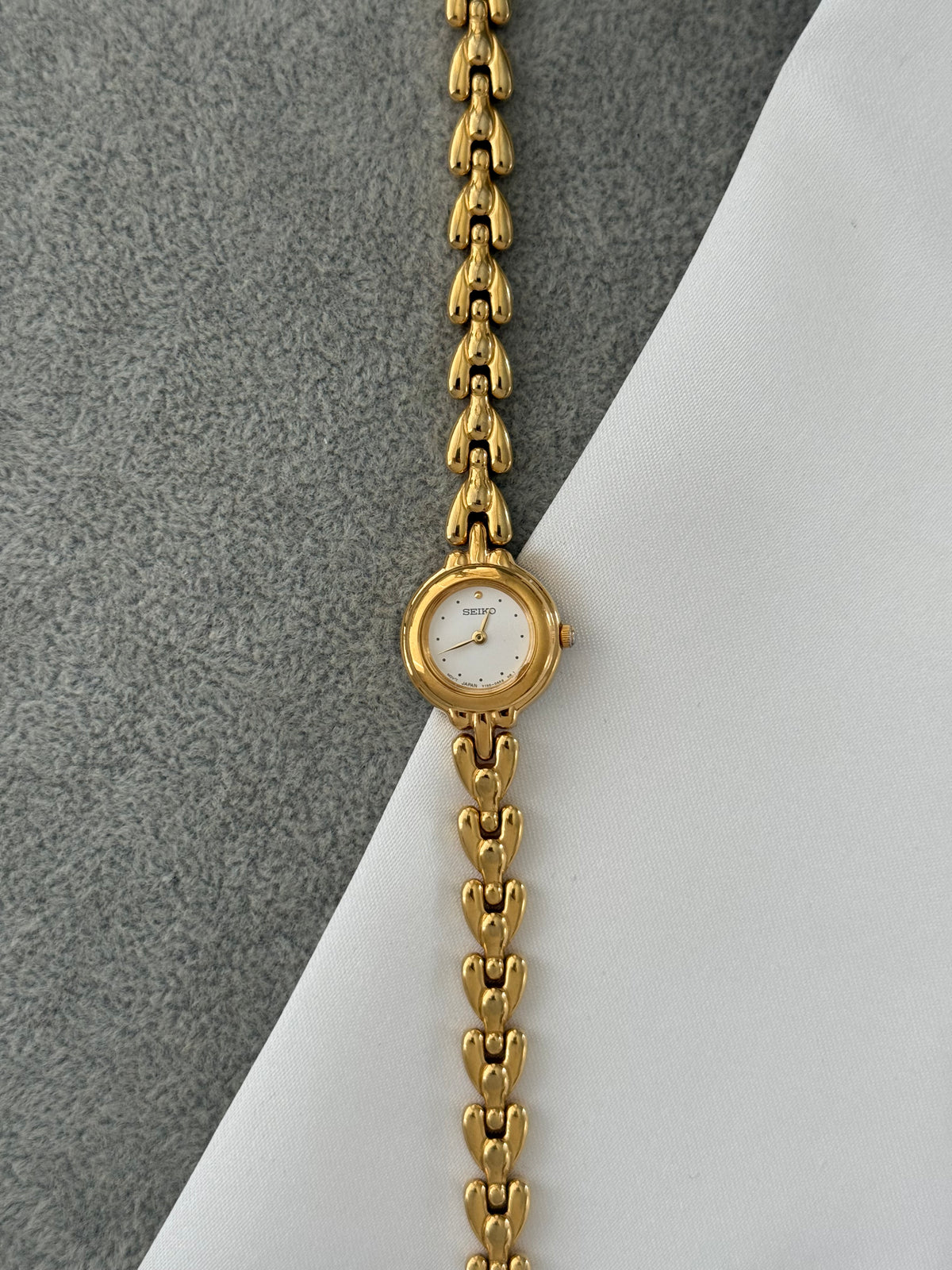 Vintage Dainty Seiko Watch Set