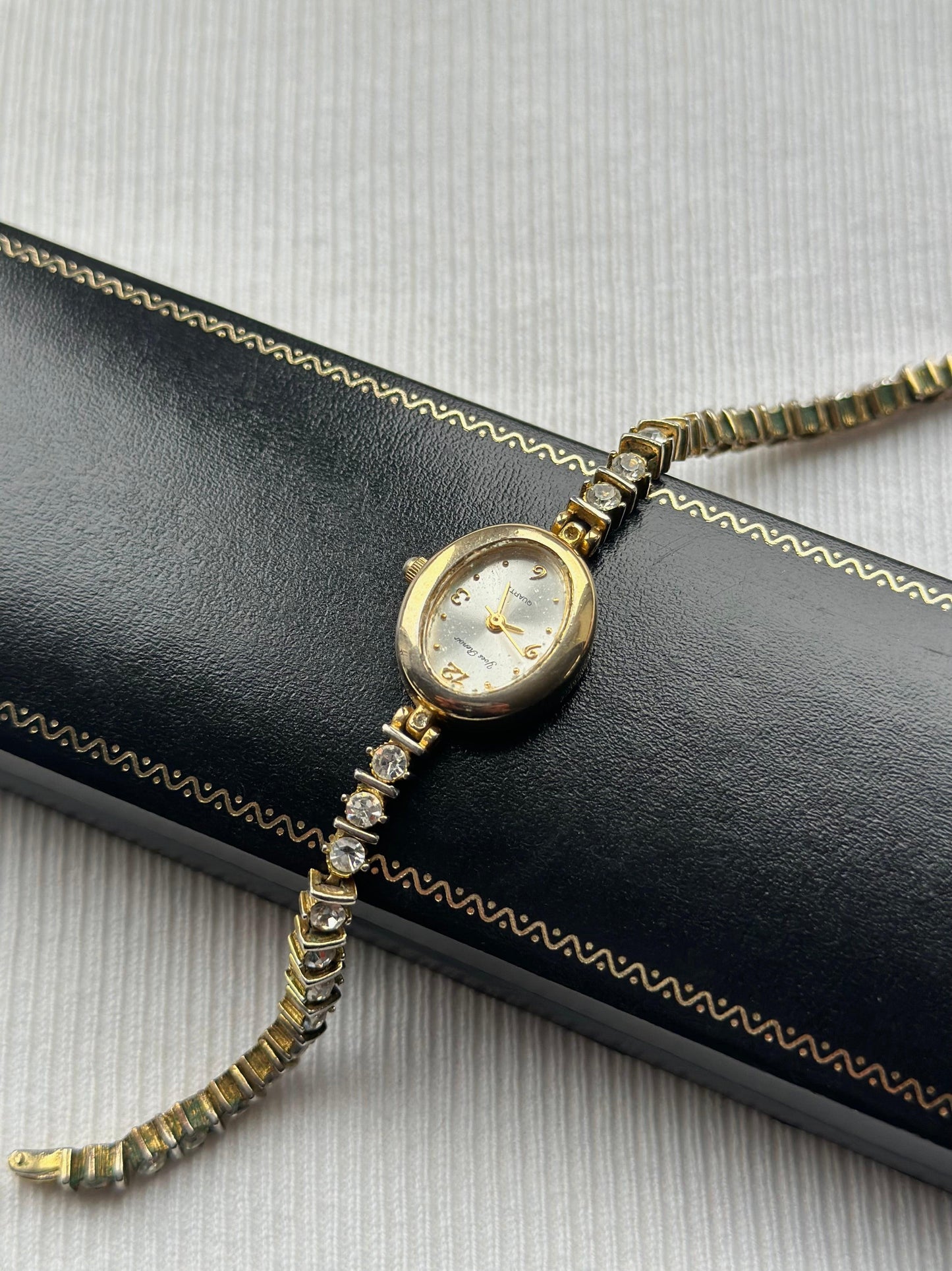 Montre vintage Yues Renoir