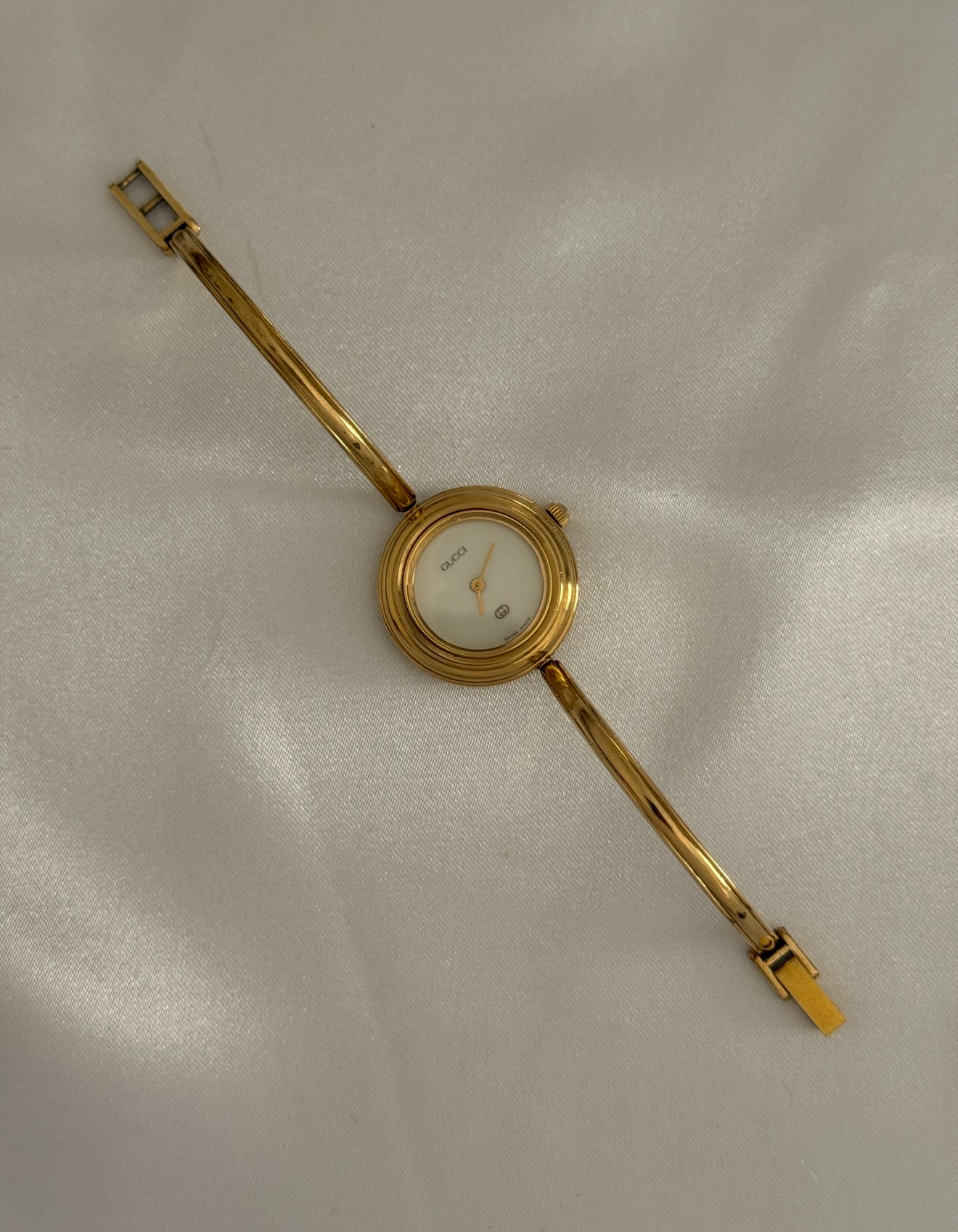 Vintage 1100L Gucci Watch
