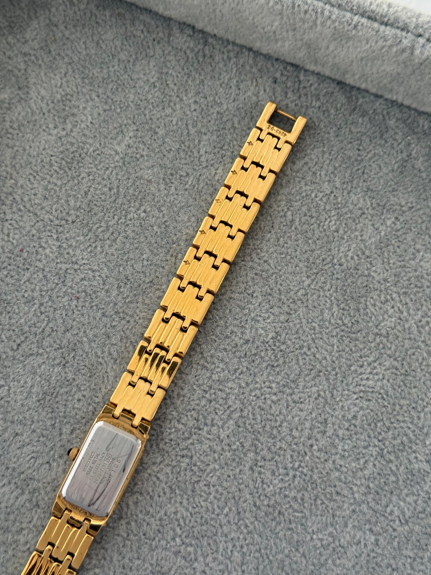 Rare Vintage Pink Dial Seiko Watch