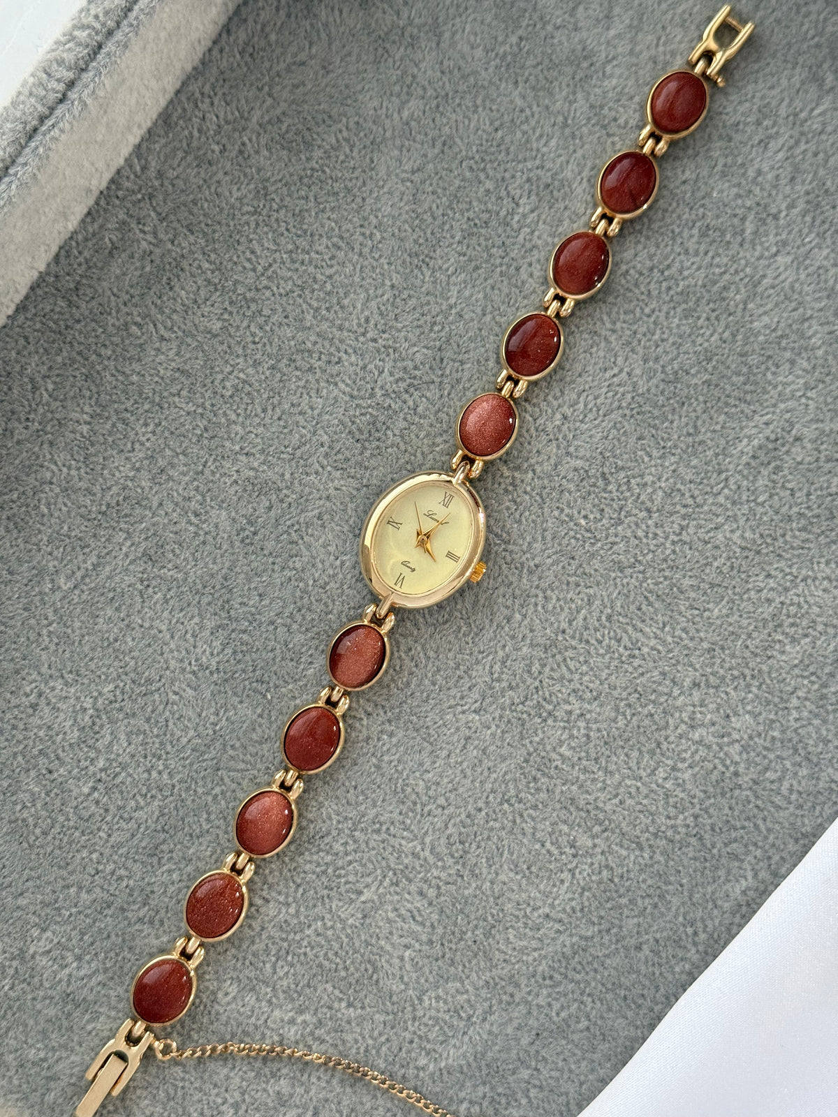 Vintage Gold Watch with Burgundy Oval Gem Bracelet – photo 2