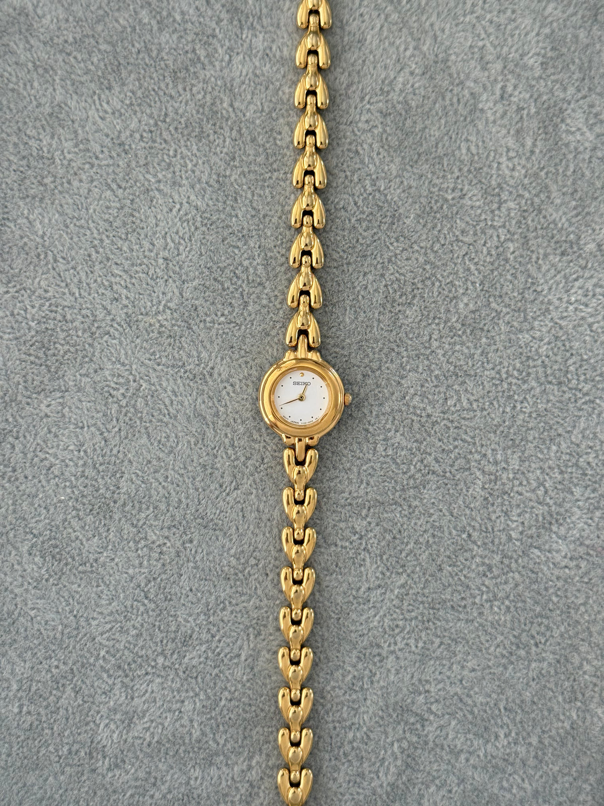Vintage Dainty Seiko Watch Set