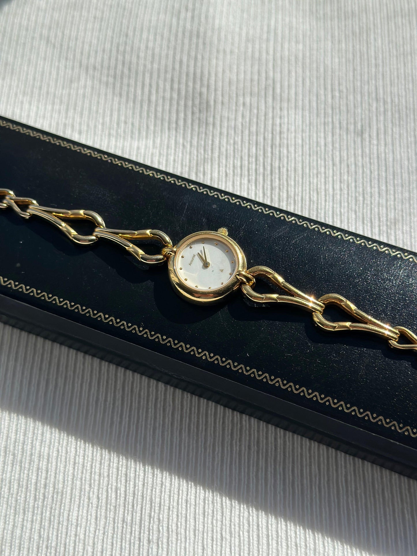 Vintage Accurist Watch