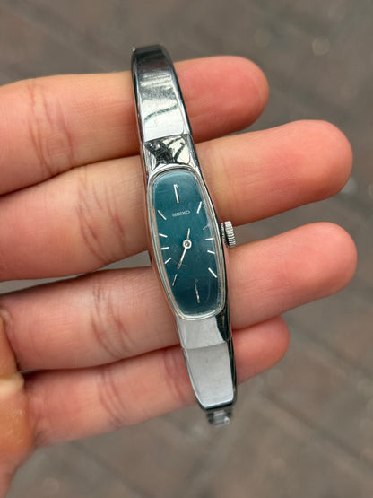 Rare 1977 Silver Seiko Watch - Gradient Teal Dial 1520-3680