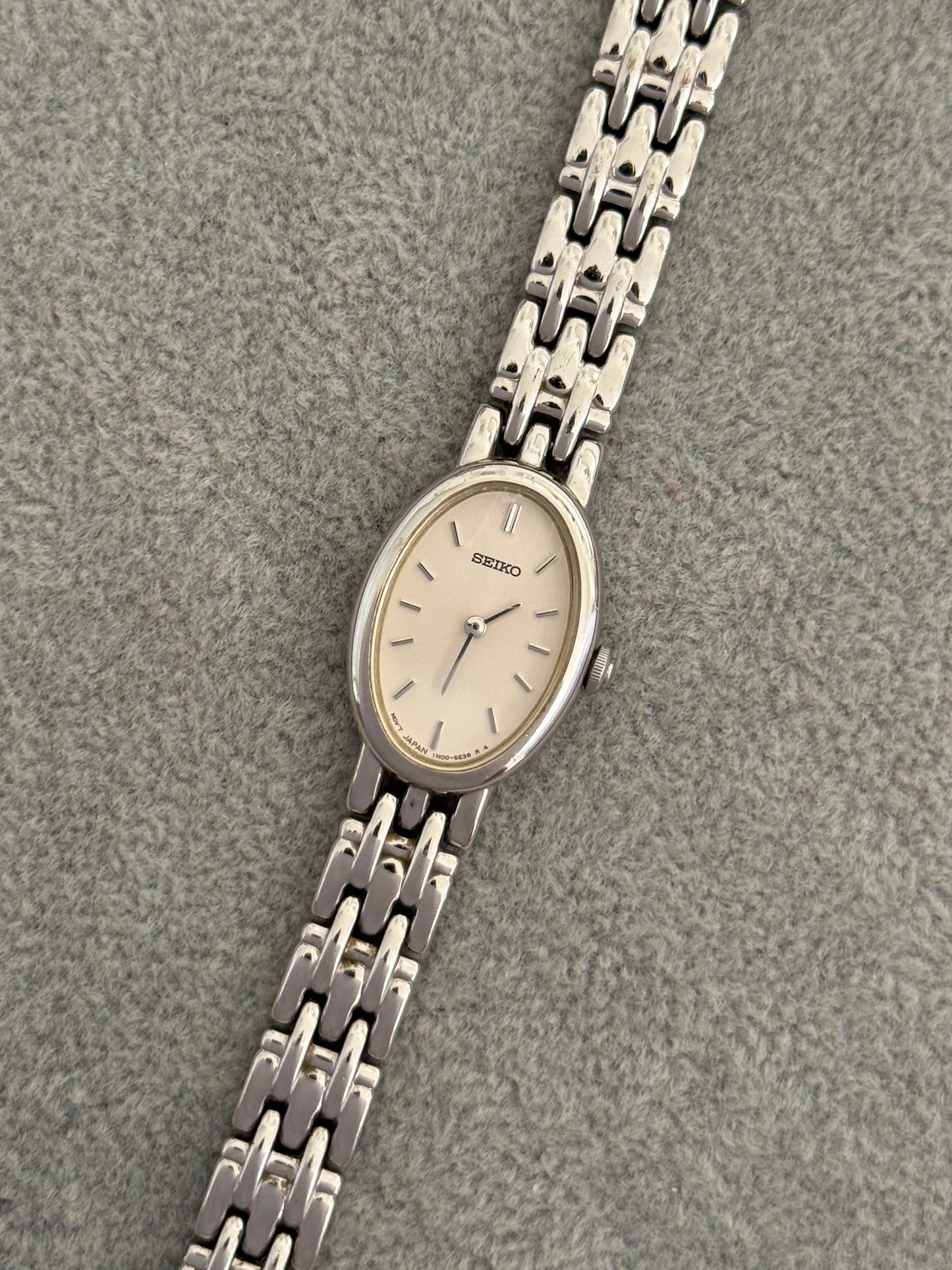 Vintage Silver Seiko Watch