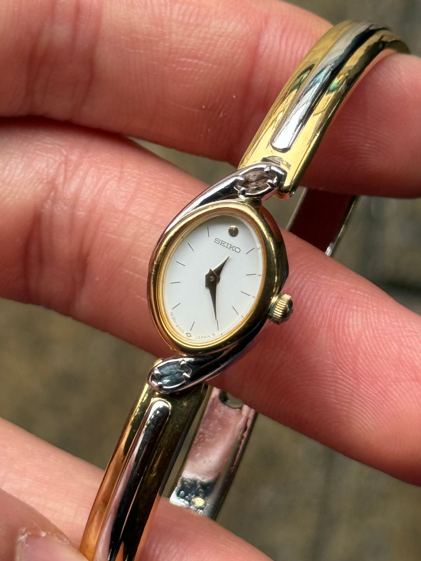 Vintage 1988 Two-Tone Gem Seiko Watch 1E20-6230