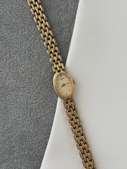 NW Cute Vintage Citizen Watch