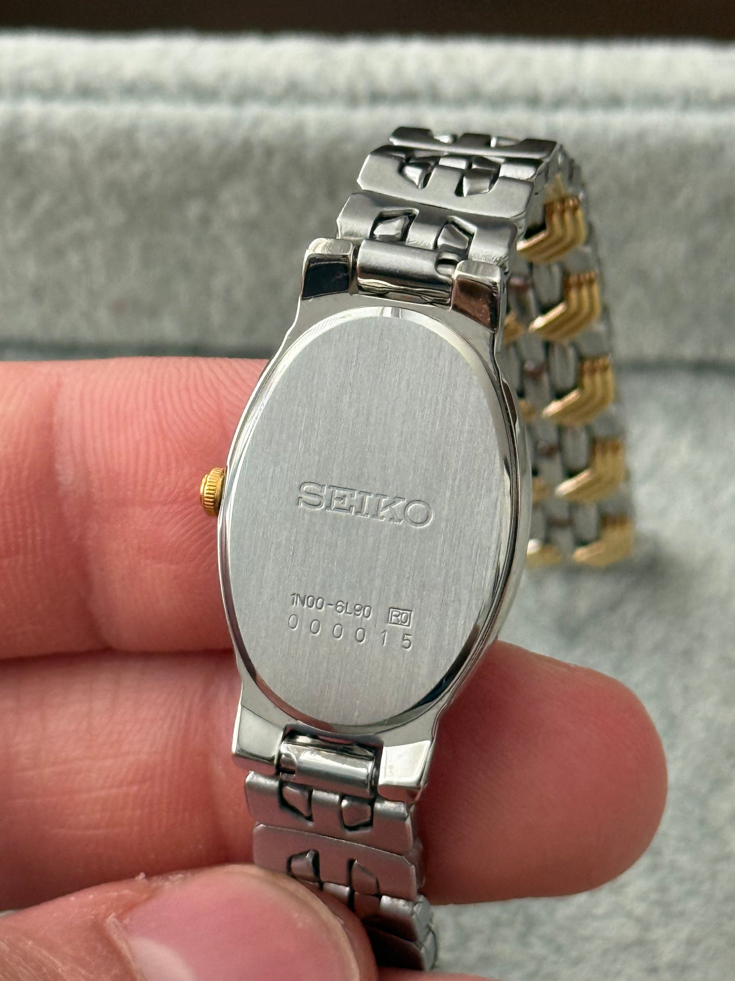 Vintage 1990 ‘Deep Navy’ Dial Two-Tone Seiko Watch 1N00-6L90 (Special ref. 000015)
