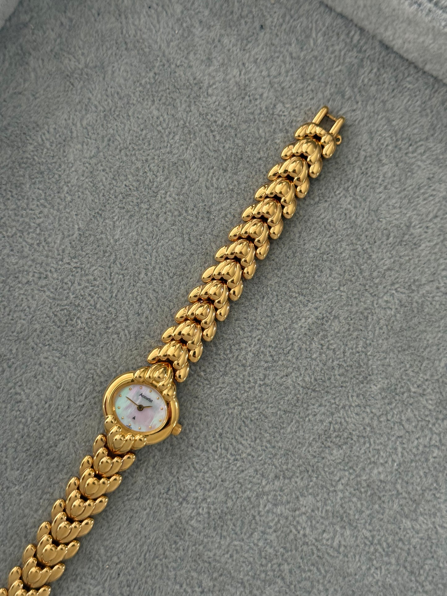 Vintage Mother Of Pearl Accurist Watch
