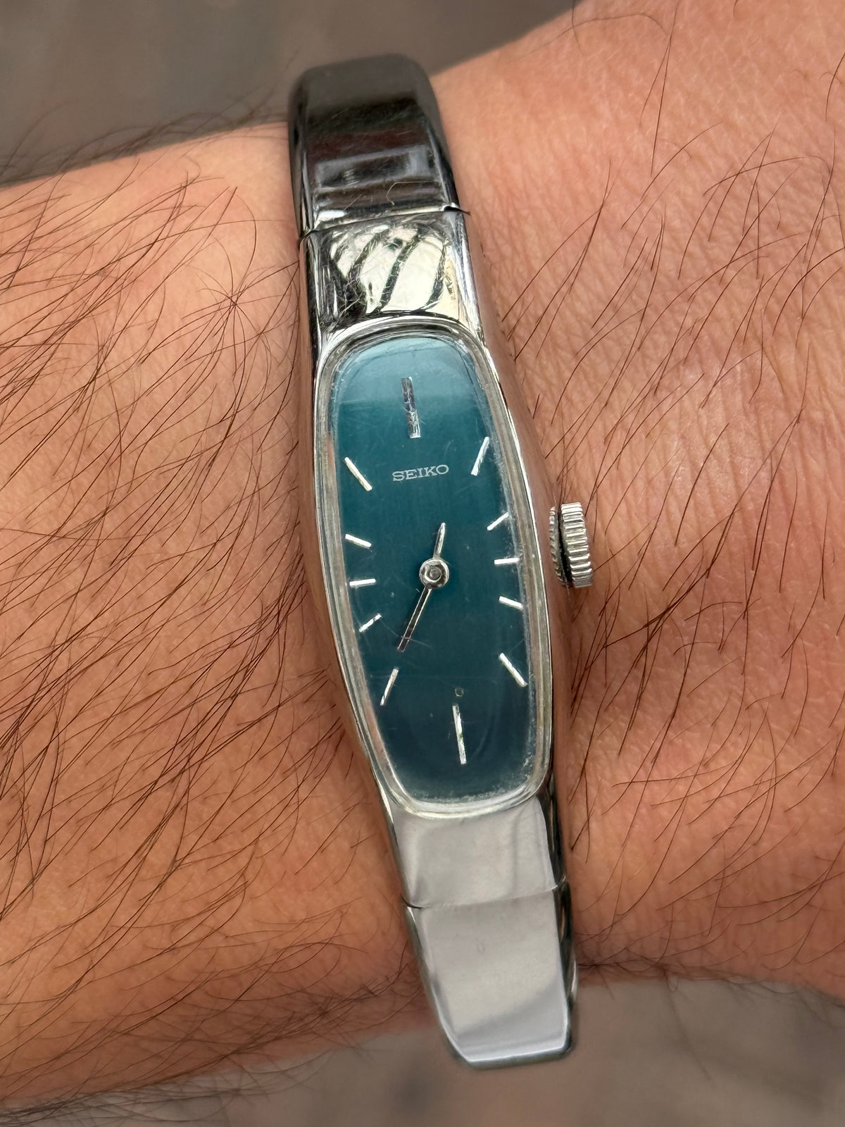 Rare 1977 Silver Seiko Watch - Gradient Teal Dial 1520-3680