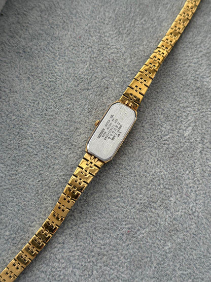 NW 1980’s Vintage Citizen Tank