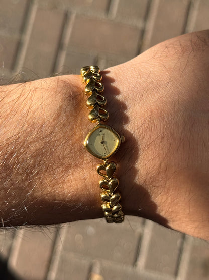 Special 1985 Gold Heart-Bracelet Seiko Watch 1E20-5280